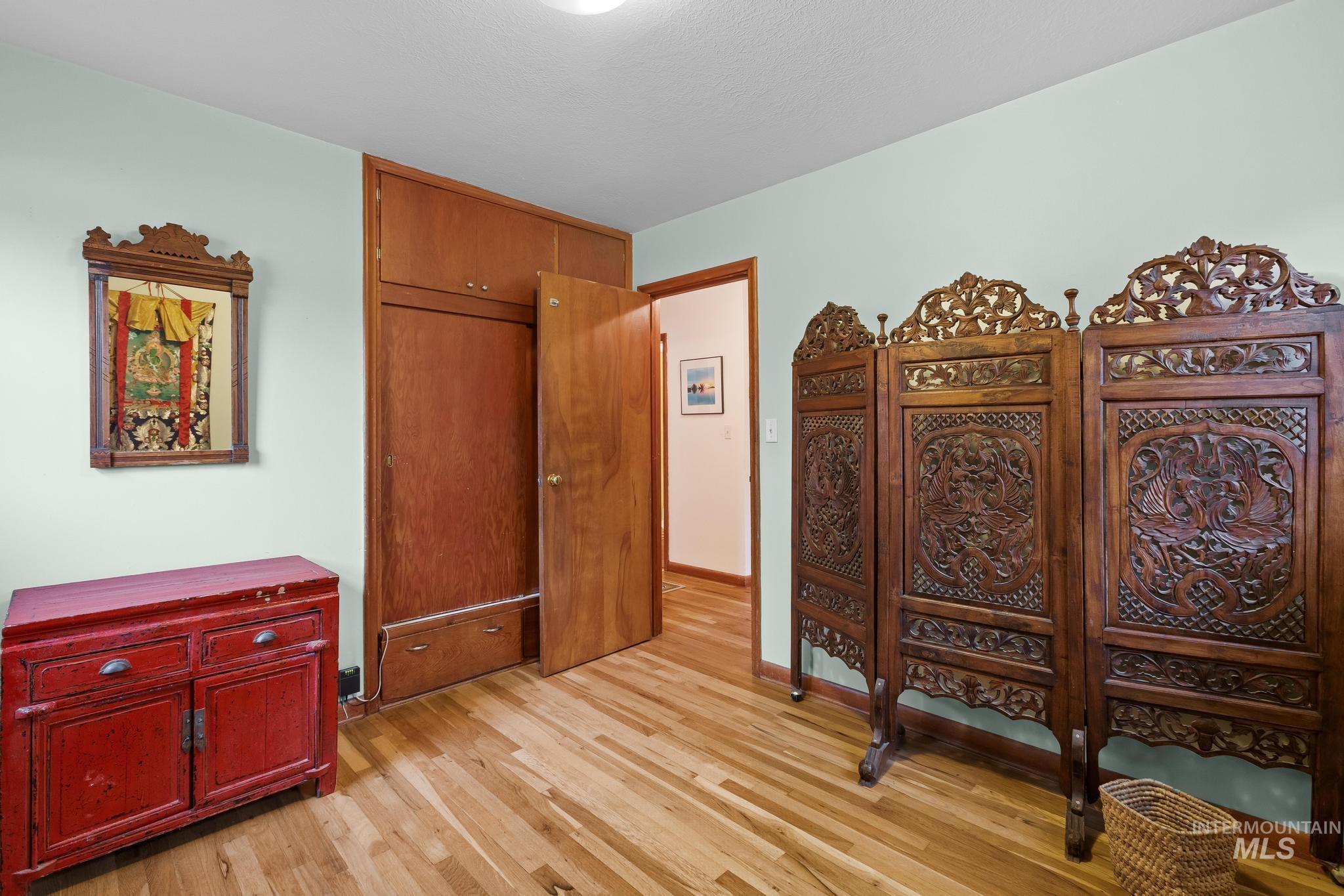 2222 S Colorado Ave, Boise, Idaho 83706-4626, 3 Bedrooms, 1.5 Bathrooms, Residential For Sale, Price $438,800,MLS 98976939