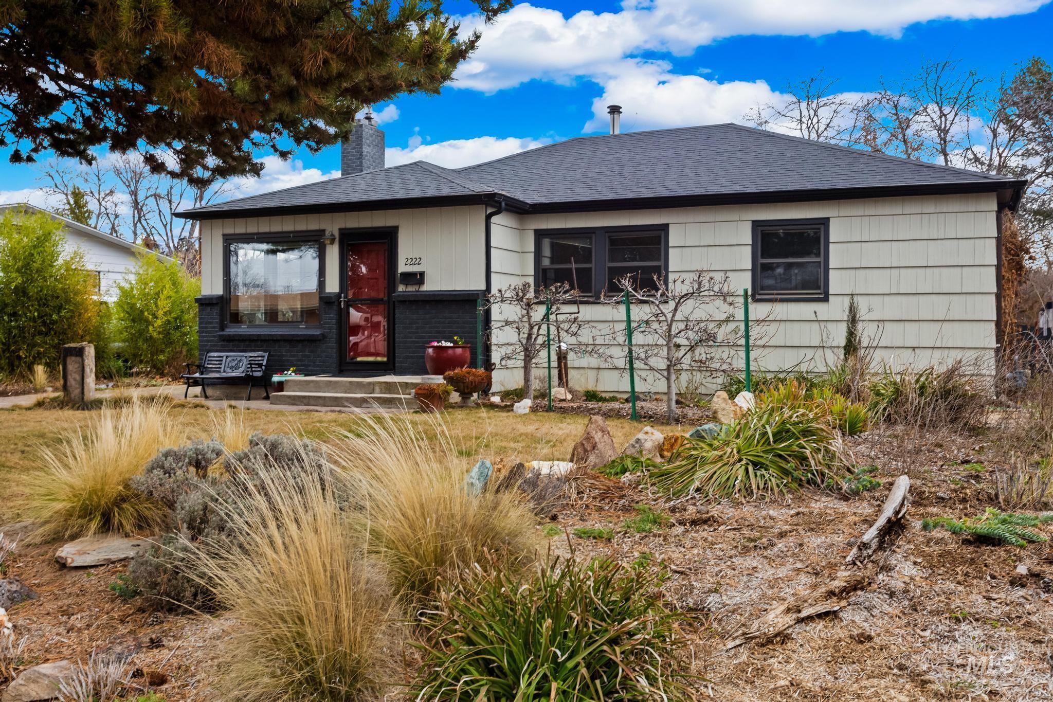 2222 S Colorado Ave, Boise, Idaho 83706-4626, 3 Bedrooms, 1.5 Bathrooms, Residential For Sale, Price $438,800,MLS 98976939