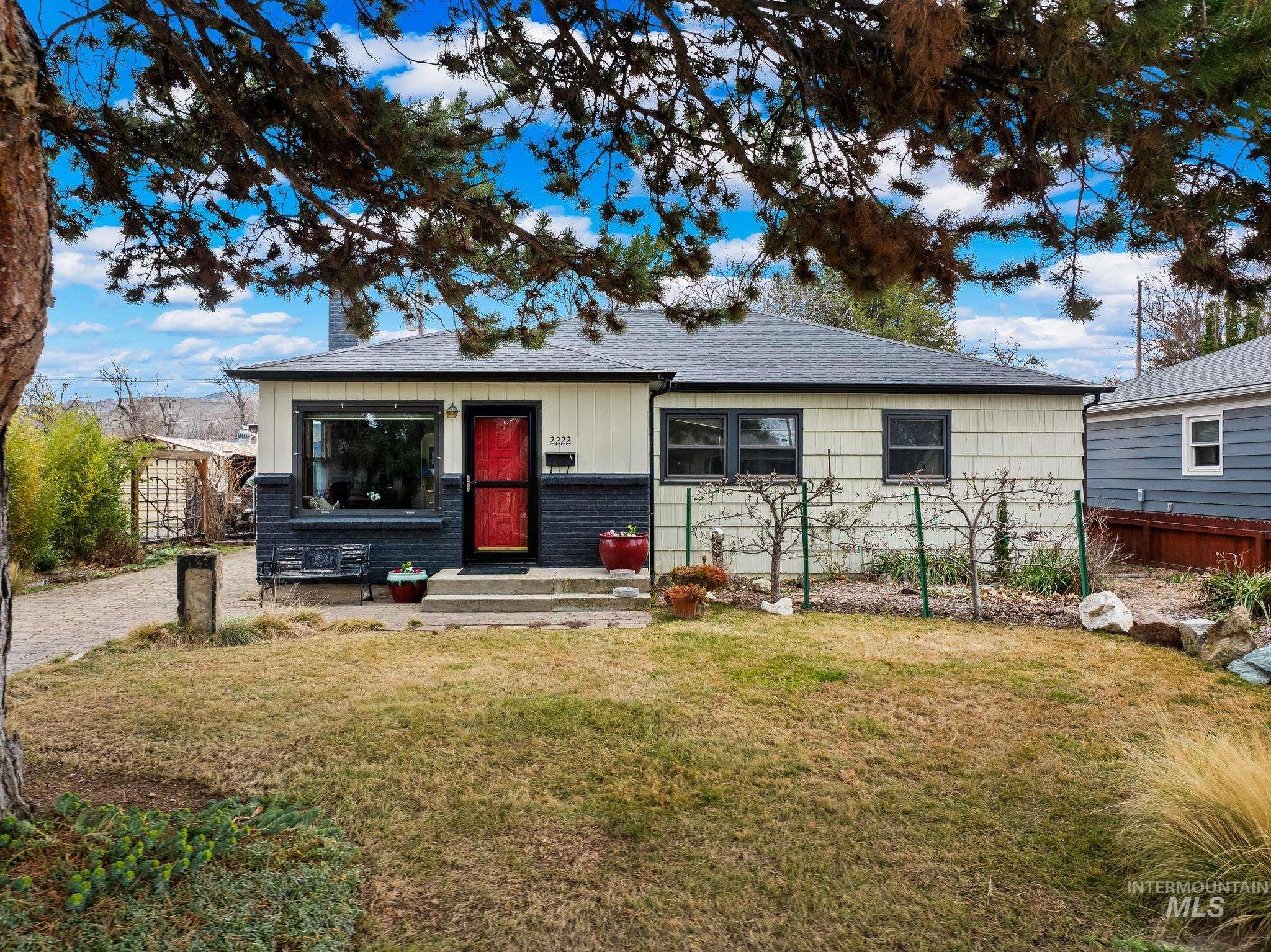 2222 S Colorado Ave, Boise, Idaho 83706-4626, 3 Bedrooms, 1.5 Bathrooms, Residential For Sale, Price $438,800,MLS 98976939