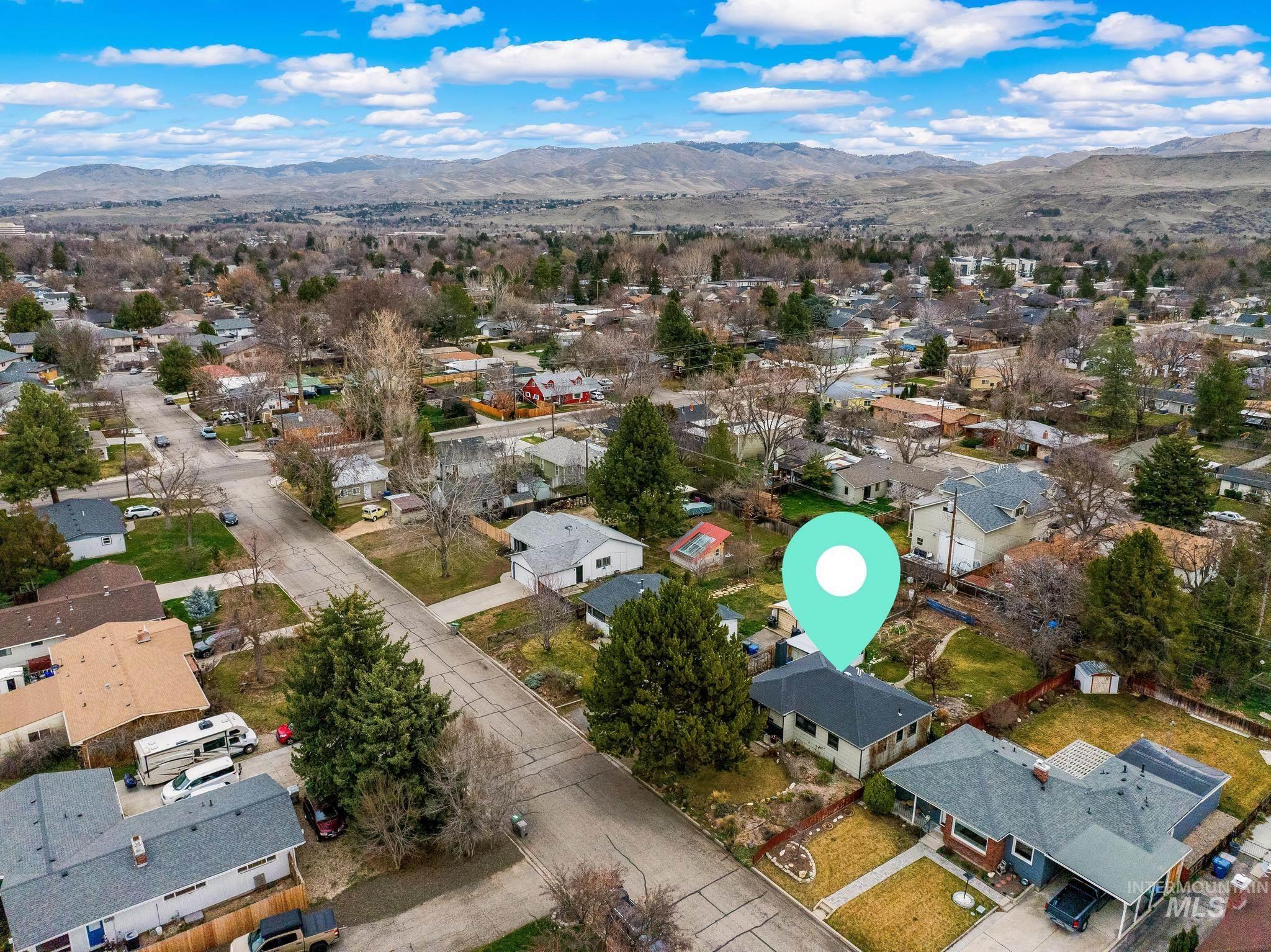 2222 S Colorado Ave, Boise, Idaho 83706-4626, 3 Bedrooms, 1.5 Bathrooms, Residential For Sale, Price $438,800,MLS 98976939