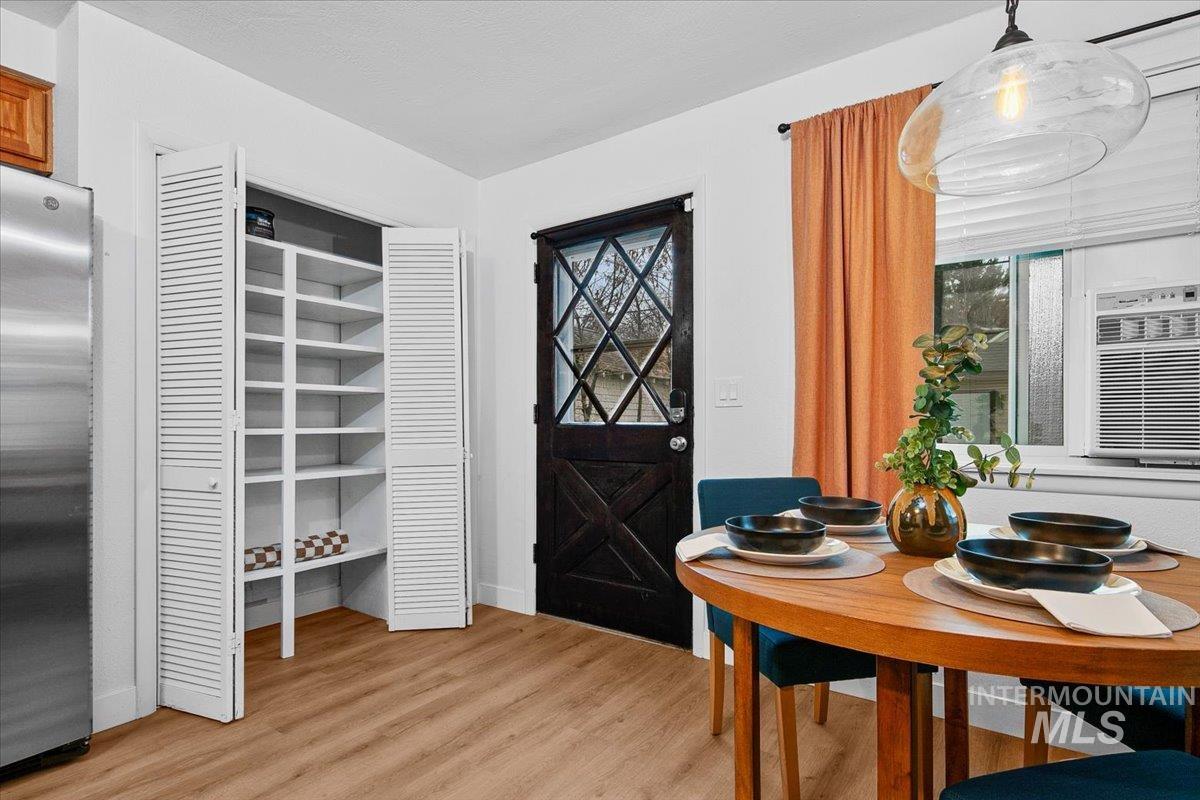 1311 N 8th St, Boise, Idaho 83702, 3 Bedrooms, 2 Bathrooms, Residential For Sale, Price $649,900,MLS 98976941