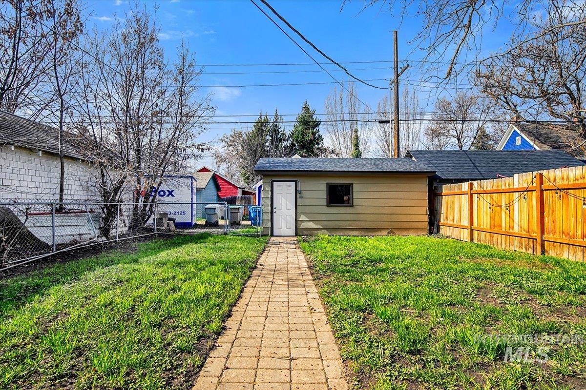 1311 N 8th St, Boise, Idaho 83702, 3 Bedrooms, 2 Bathrooms, Residential For Sale, Price $649,900,MLS 98976941