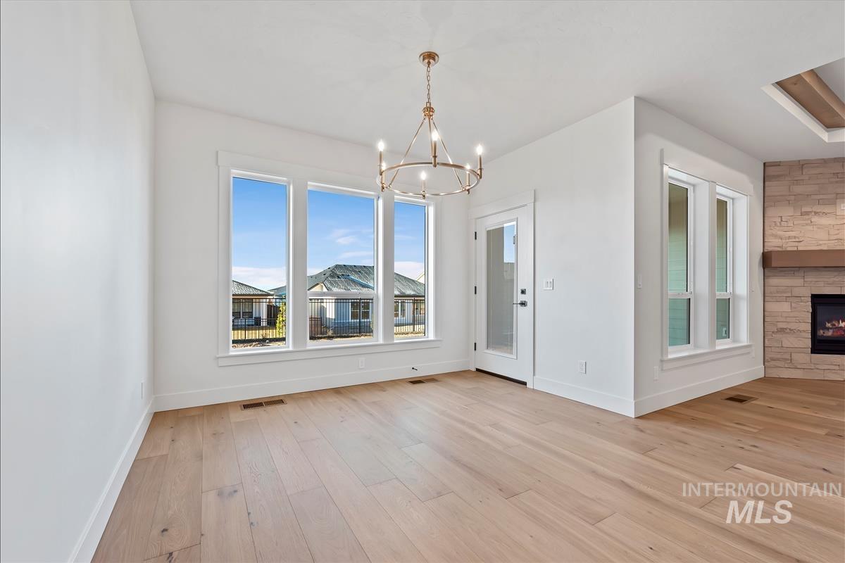 10817 W Barnbougle ln, Kuna, Idaho 83634-0000, 3 Bedrooms, 2 Bathrooms, Residential For Sale, Price $614,880,MLS 98976942