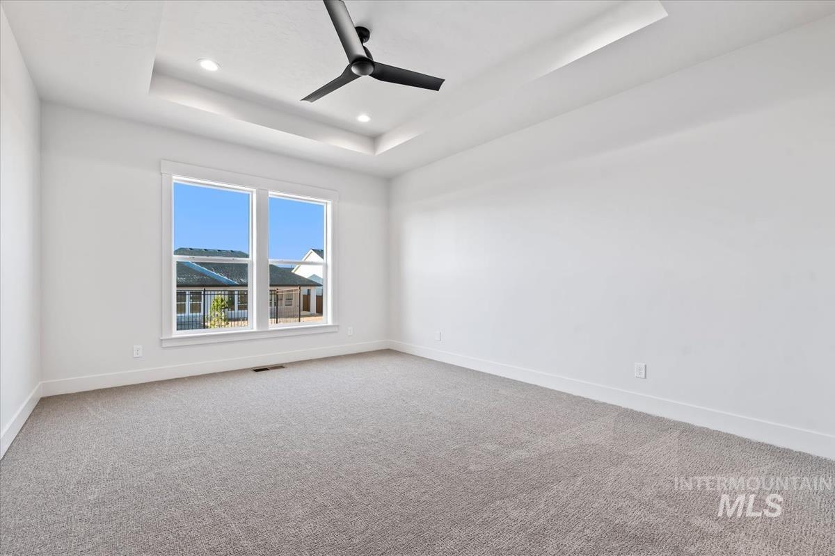 10817 W Barnbougle ln, Kuna, Idaho 83634-0000, 3 Bedrooms, 2 Bathrooms, Residential For Sale, Price $614,880,MLS 98976942