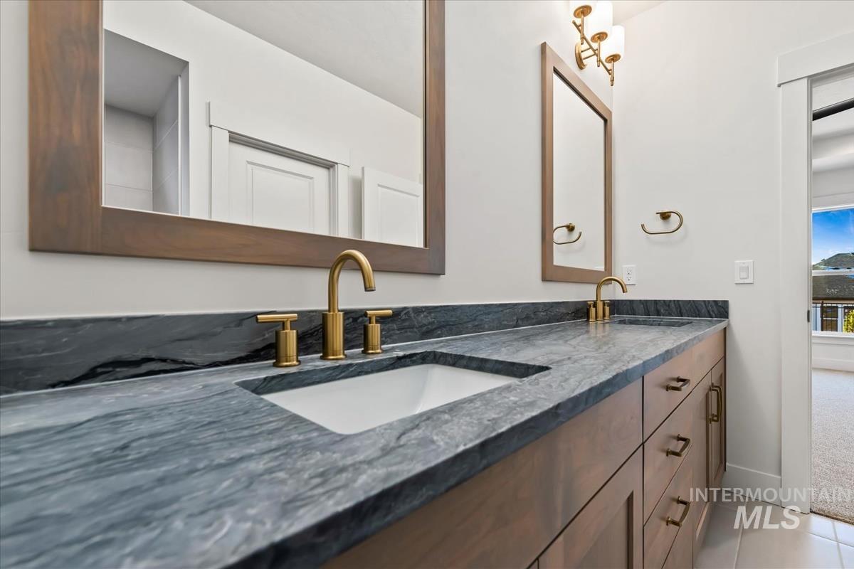 10817 W Barnbougle ln, Kuna, Idaho 83634-0000, 3 Bedrooms, 2 Bathrooms, Residential For Sale, Price $614,880,MLS 98976942