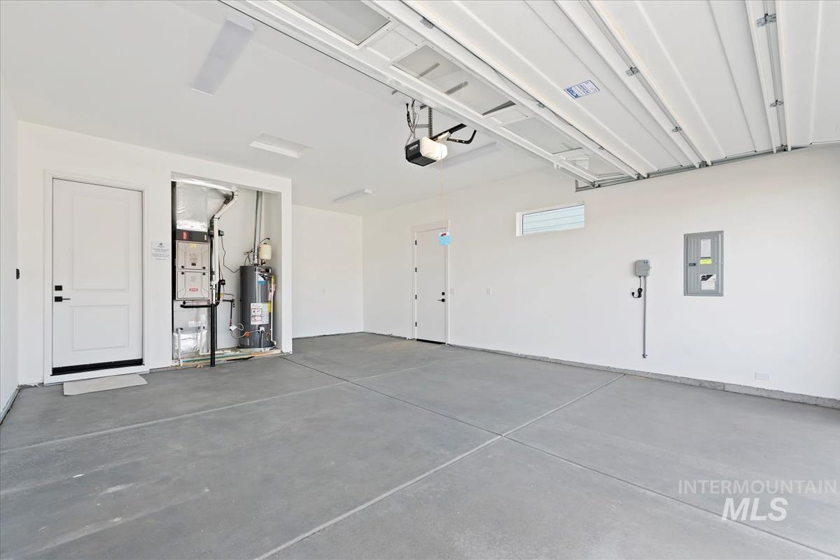 10817 W Barnbougle ln, Kuna, Idaho 83634-0000, 3 Bedrooms, 2 Bathrooms, Residential For Sale, Price $614,880,MLS 98976942