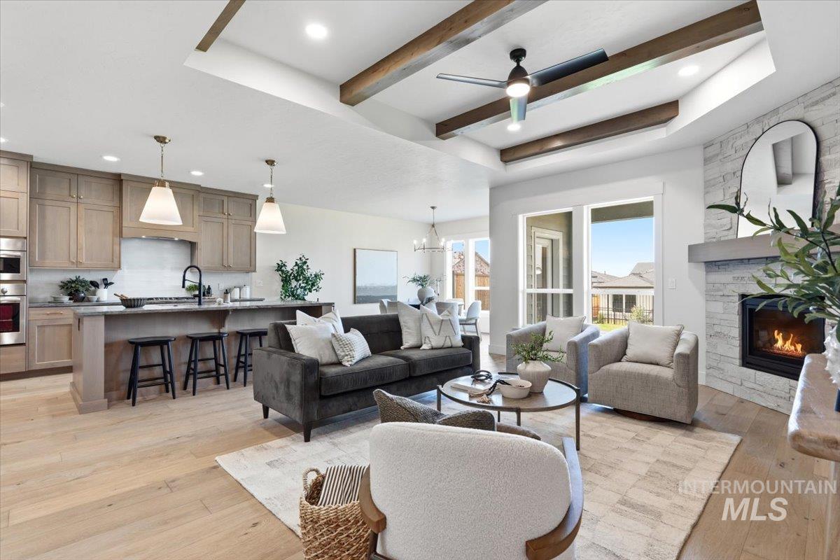 10817 W Barnbougle ln, Kuna, Idaho 83634, 3 Bedrooms, 2 Bathrooms, Residential For Sale, Price $577,880, 98976942