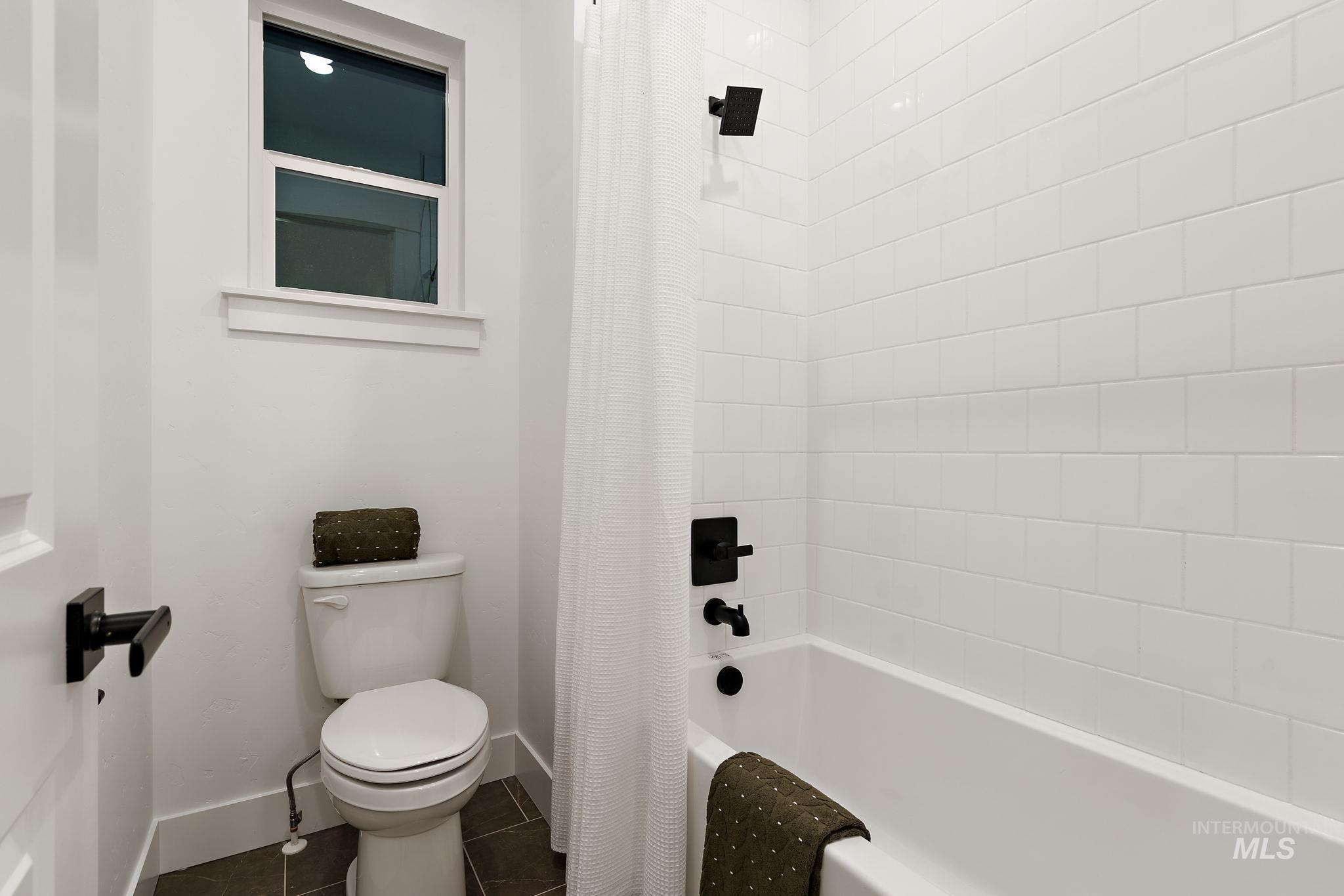 TBD N Kenora Ave, Star, Idaho 83669, 4 Bedrooms, 3.5 Bathrooms, Residential For Sale, Price $870,990, 98976943