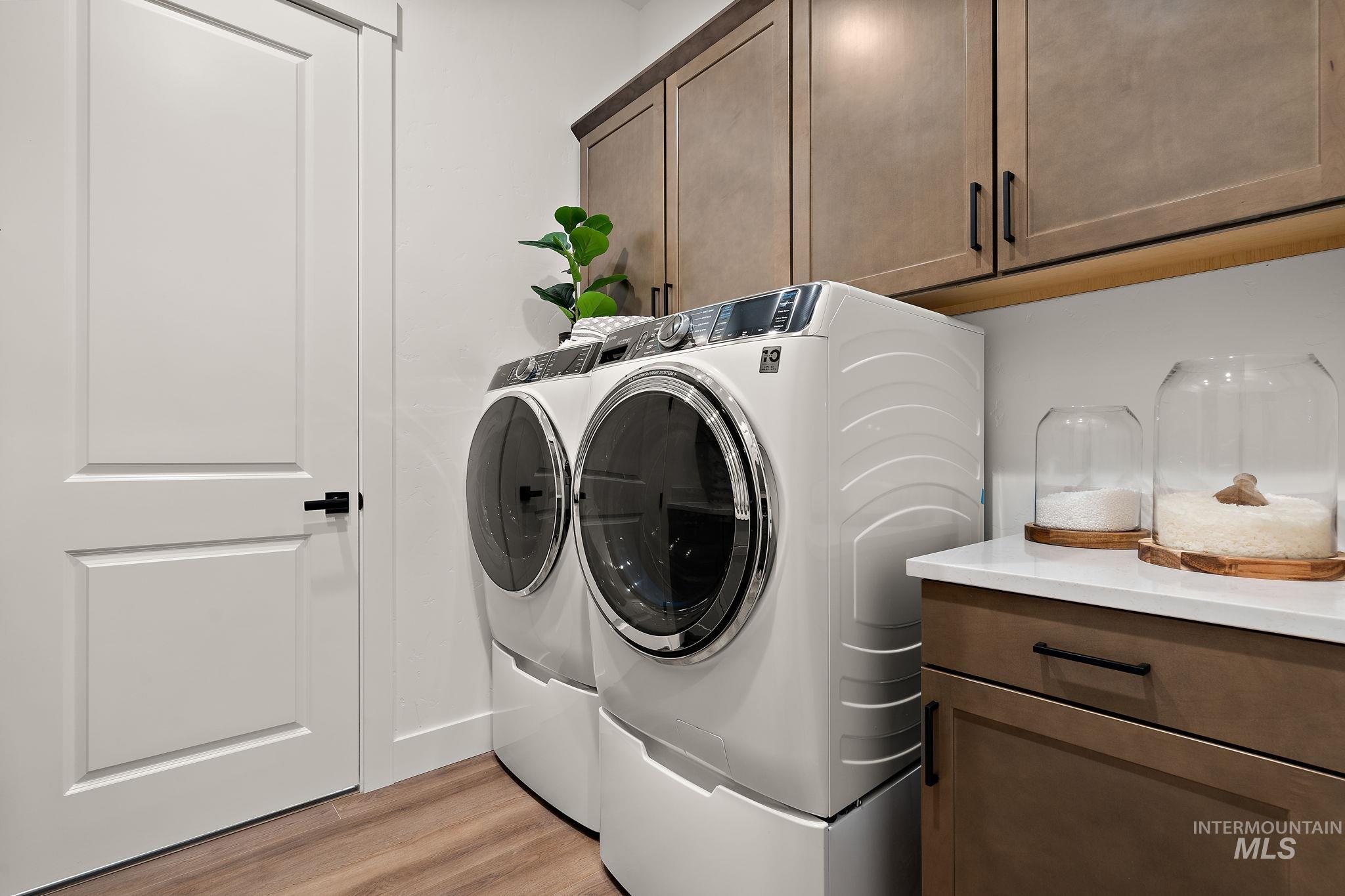 TBD N Kenora Ave, Star, Idaho 83669, 4 Bedrooms, 3.5 Bathrooms, Residential For Sale, Price $870,990, 98976943