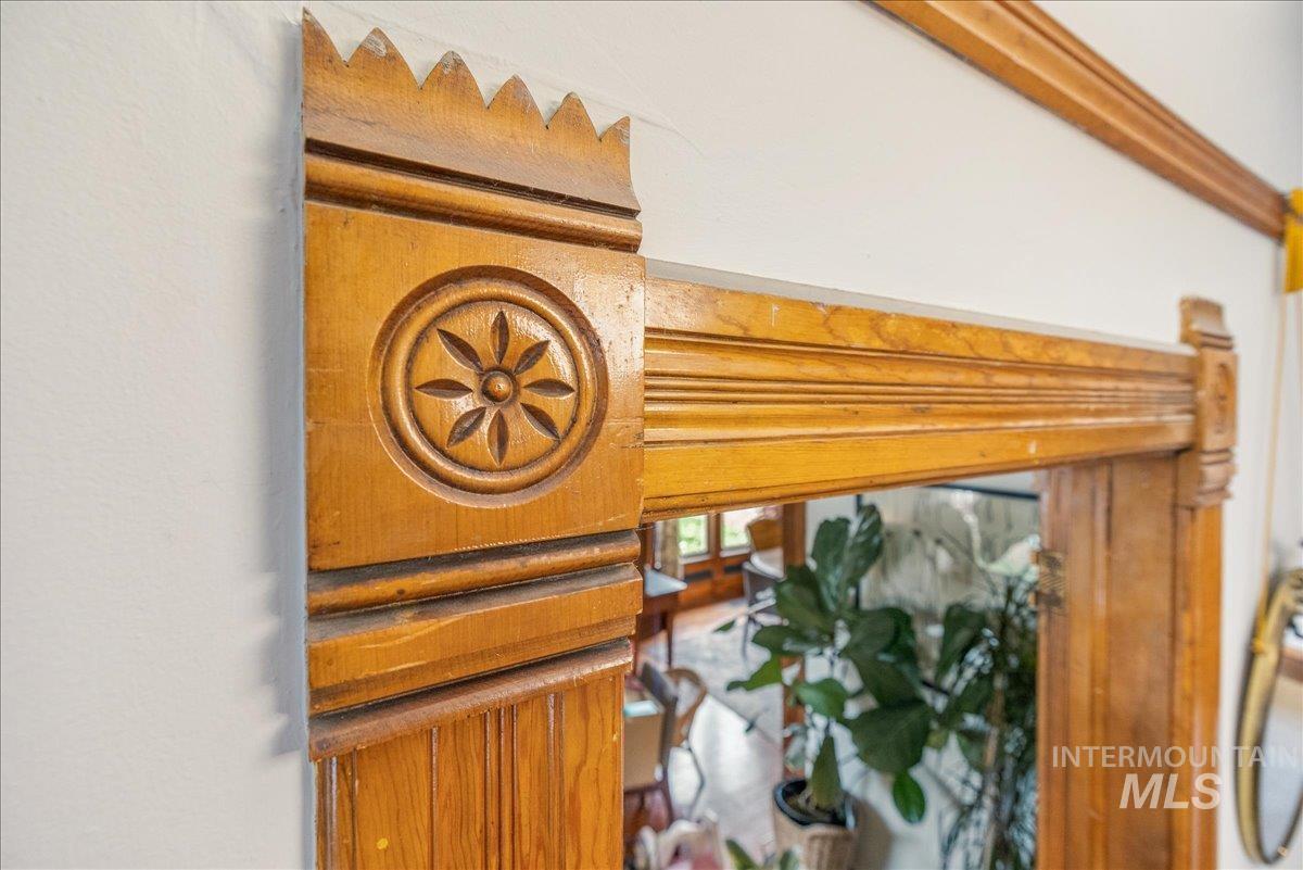 1318 W Eastman St., Boise, Idaho 83702, 4 Bedrooms, 2 Bathrooms, Residential For Sale, Price $925,000, 98976946