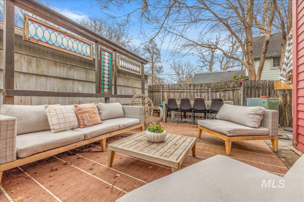 1318 W Eastman St., Boise, Idaho 83702, 4 Bedrooms, 2 Bathrooms, Residential For Sale, Price $925,000, 98976946