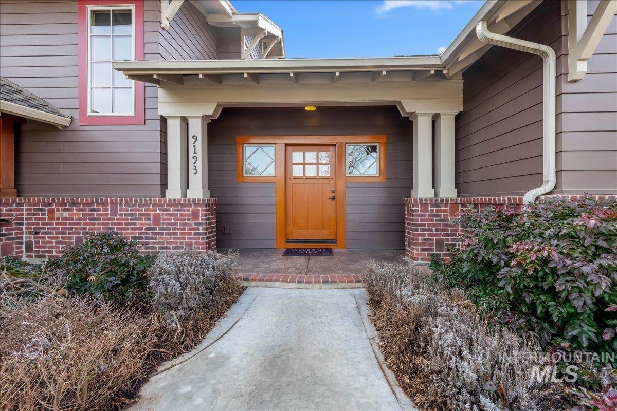 9193 W Beachside Ln, Garden City, Idaho 83714, 3 Bedrooms, 3 Bathrooms, Residential For Sale, Price $835,000, 98976947