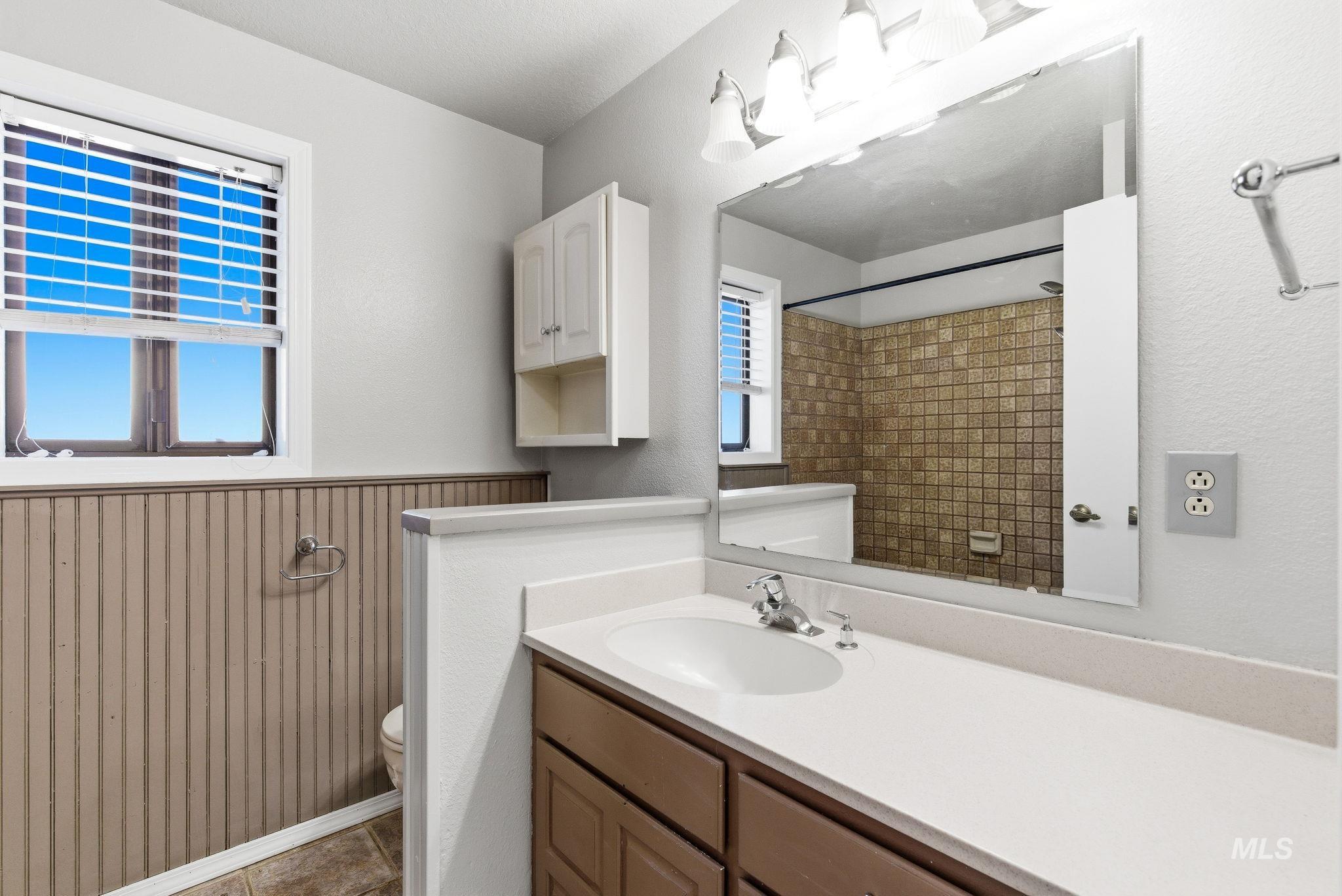 3466 S Vintage Way, Boise, Idaho 83706, 3 Bedrooms, 2 Bathrooms, Residential For Sale, Price $559,000,MLS 98976948