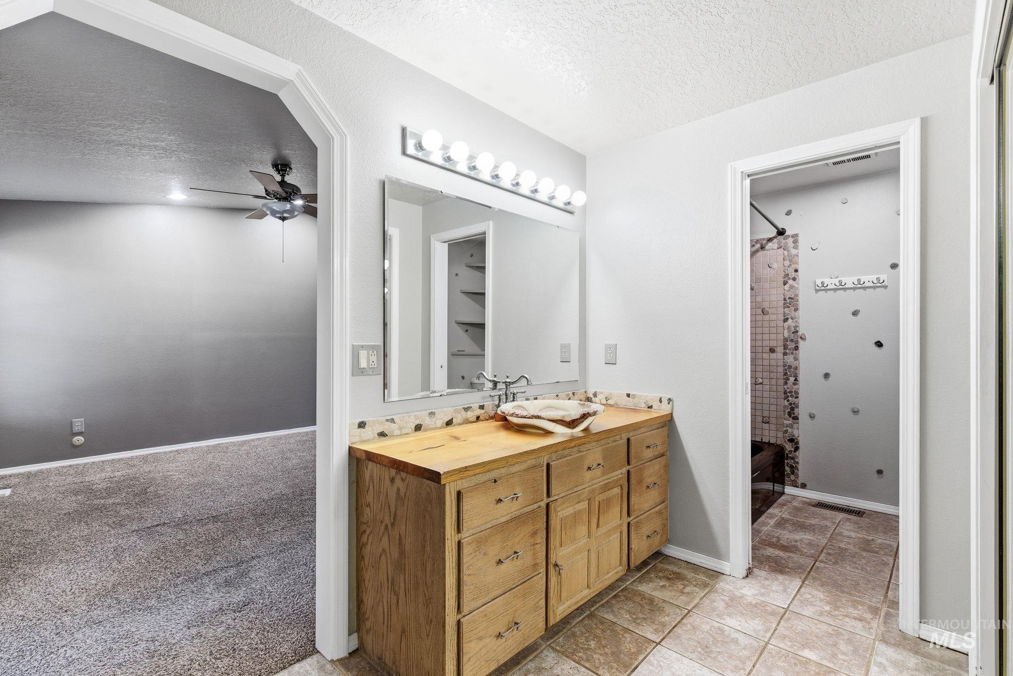 3466 S Vintage Way, Boise, Idaho 83706, 3 Bedrooms, 2 Bathrooms, Residential For Sale, Price $559,000,MLS 98976948