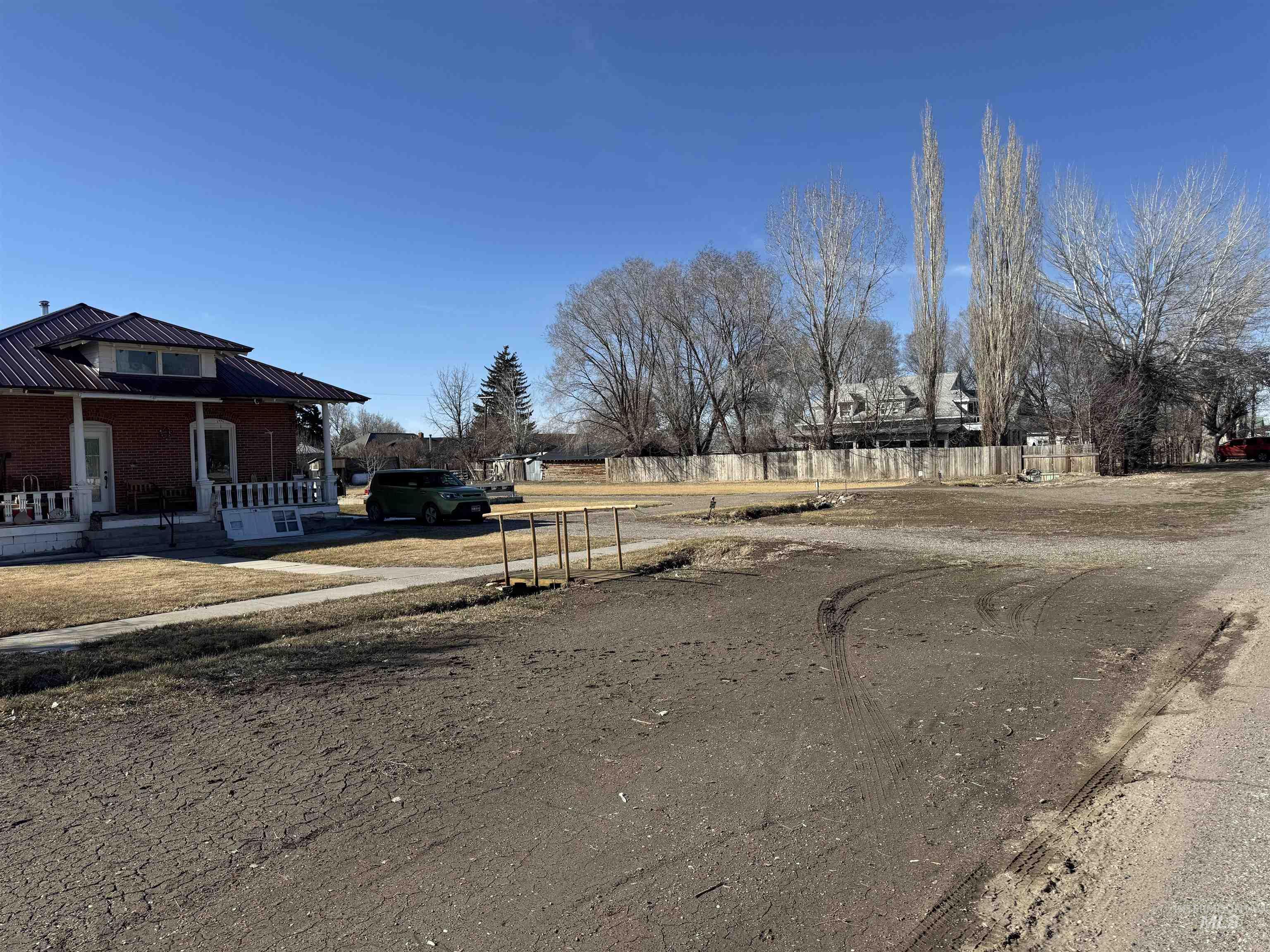 145 N Lincoln, Oakley, Idaho 83346, 2 Bedrooms, 1 Bathroom, Residential For Sale, Price $350,000,MLS 98976954