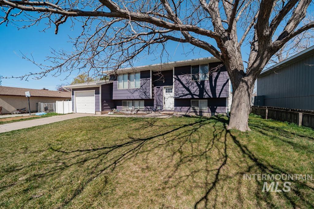 1620 Jade Dr, Pocatello, Idaho 83202-2702, 4 Bedrooms, 2 Bathrooms, Residential For Sale, Price $279,900, 98976955