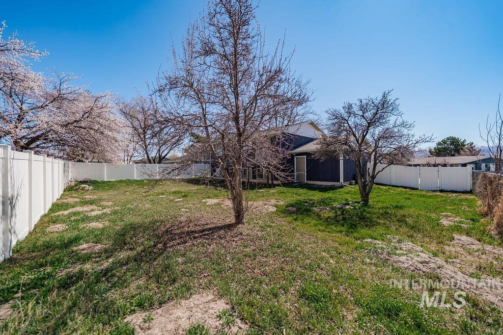 1620 Jade Dr, Pocatello, Idaho 83202-2702, 4 Bedrooms, 2 Bathrooms, Residential For Sale, Price $279,900, 98976955