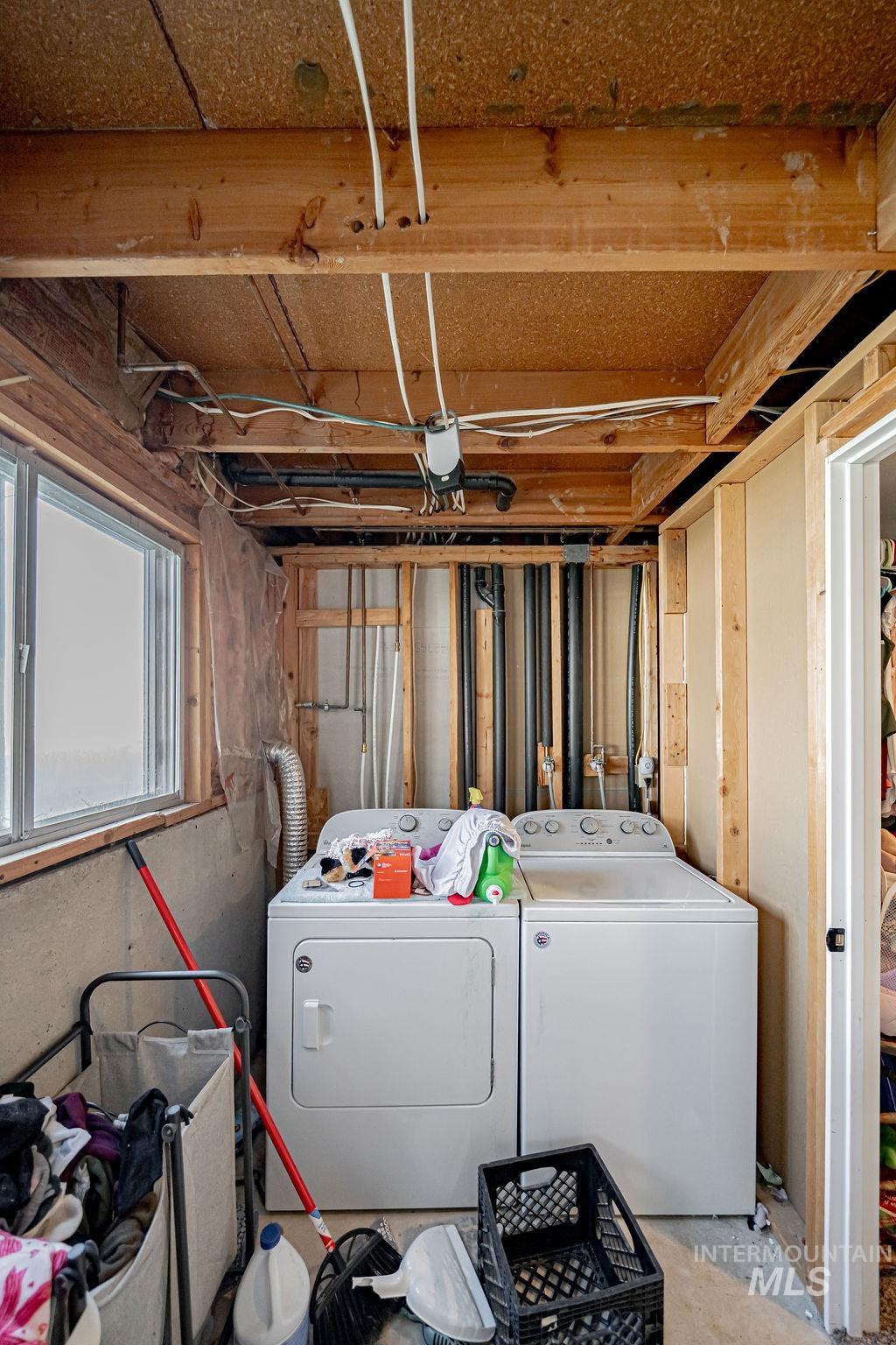 1620 Jade Dr, Pocatello, Idaho 83202-2702, 4 Bedrooms, 2 Bathrooms, Residential For Sale, Price $299,900,MLS 98976955