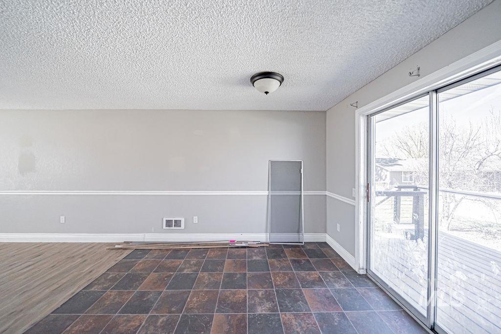 1620 Jade Dr, Pocatello, Idaho 83202-2702, 4 Bedrooms, 2 Bathrooms, Residential For Sale, Price $279,900, 98976955