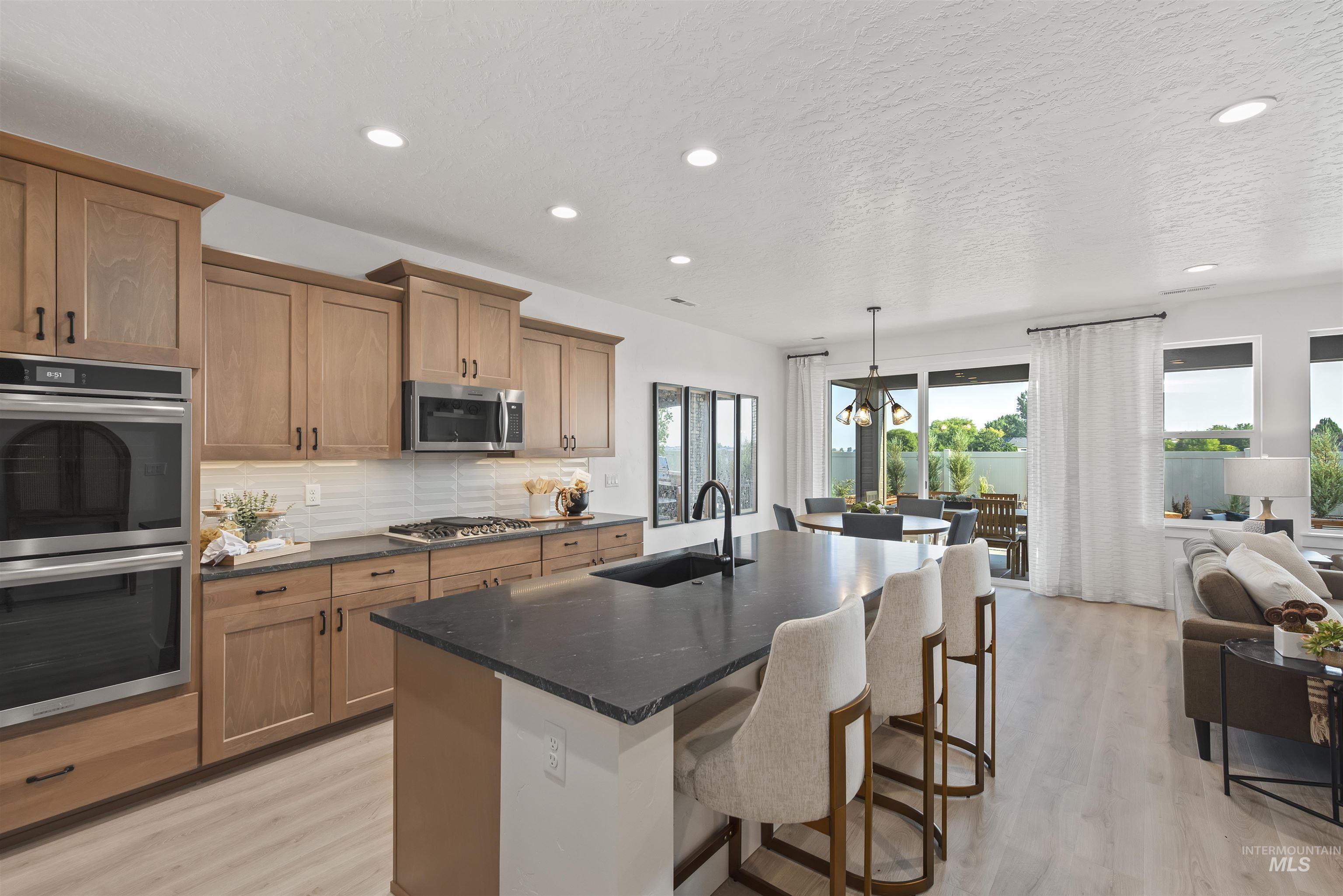 6091 W Parachute Dr, Meridian, Idaho 83646, 4 Bedrooms, 3 Bathrooms, Residential For Sale, Price $498,990,MLS 98976956