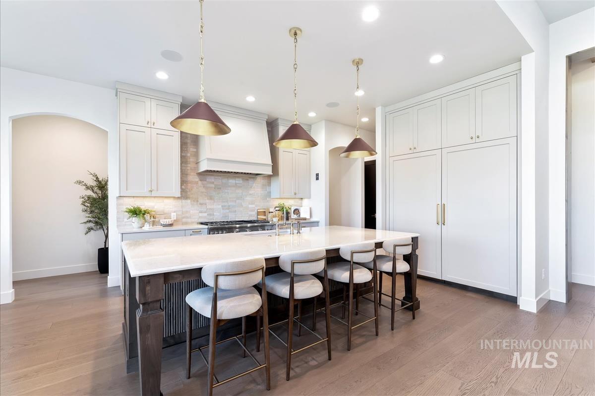 784 N Moscow Ave, Eagle, Idaho 83616, 4 Bedrooms, 4.5 Bathrooms, Residential For Sale, Price $2,399,900,MLS 98976959