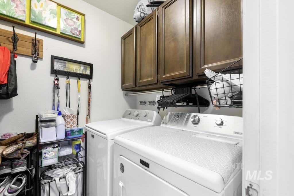 1754 Targee Dr., Twin Falls, Idaho 83301, 3 Bedrooms, 2 Bathrooms, Residential For Sale, Price $399,000,MLS 98976960