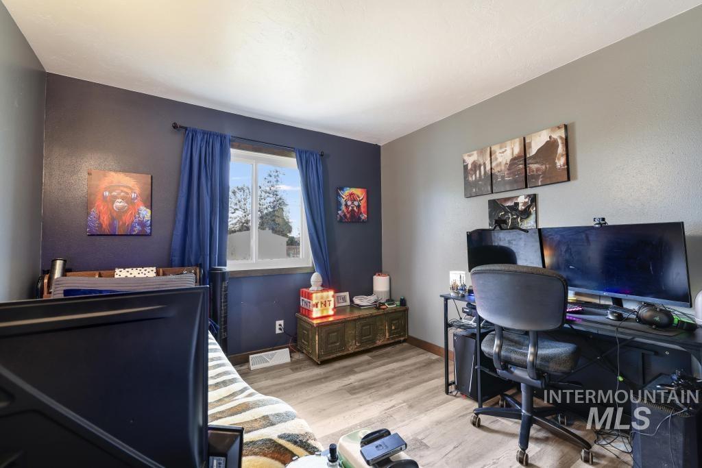 1754 Targee Dr., Twin Falls, Idaho 83301, 3 Bedrooms, 2 Bathrooms, Residential For Sale, Price $399,000,MLS 98976960