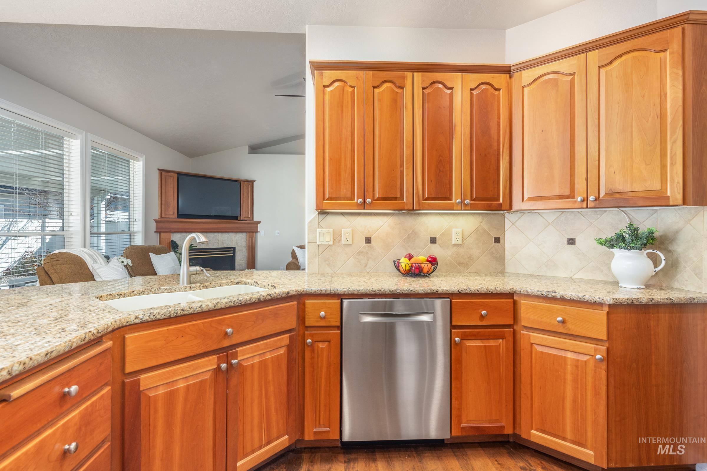 2424 N Tangent Ave, Meridian, Idaho 83646-7588, 3 Bedrooms, 2 Bathrooms, Residential For Sale, Price $550,000,MLS 98976965