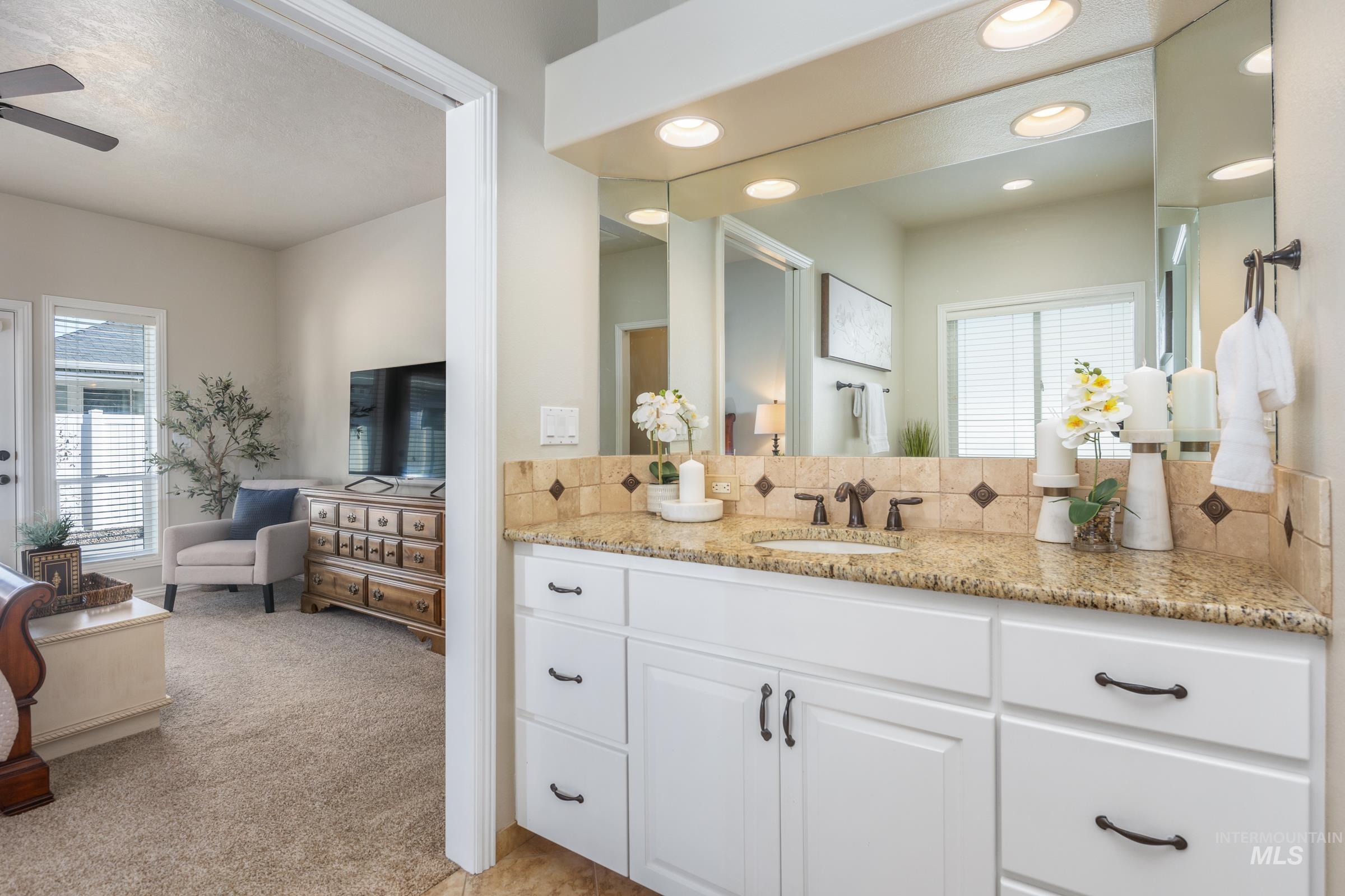 2424 N Tangent Ave, Meridian, Idaho 83646-7588, 3 Bedrooms, 2 Bathrooms, Residential For Sale, Price $550,000,MLS 98976965