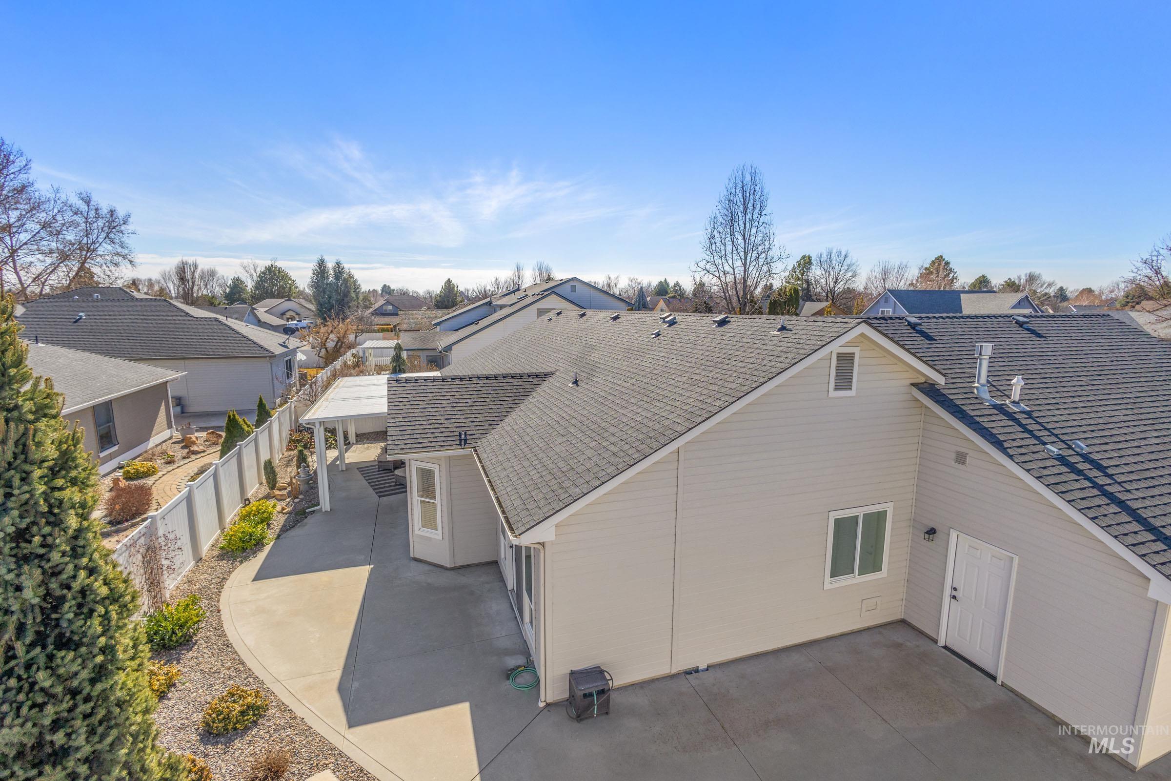 2424 N Tangent Ave, Meridian, Idaho 83646-7588, 3 Bedrooms, 2 Bathrooms, Residential For Sale, Price $550,000,MLS 98976965