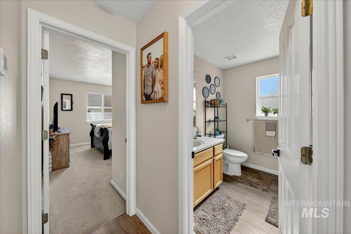 2750 N Phoenix Ave, Meridian, Idaho 83646, 3 Bedrooms, 2 Bathrooms, Residential For Sale, Price $519,900, 98976969