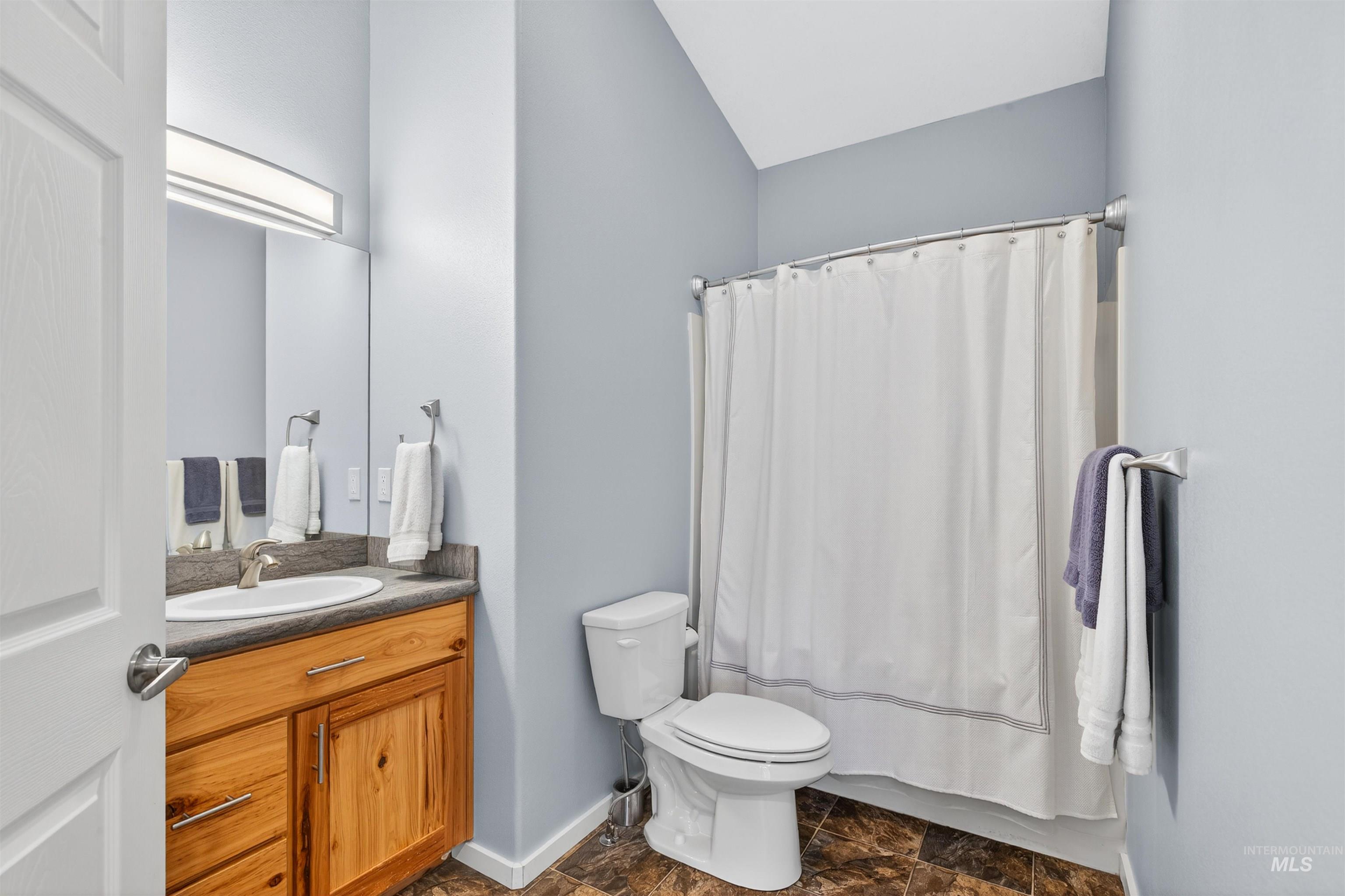 1836 Broadview Drive, Lewiston, Idaho 83501, 3 Bedrooms, 2 Bathrooms, Residential For Sale, Price $589,900, 98976971