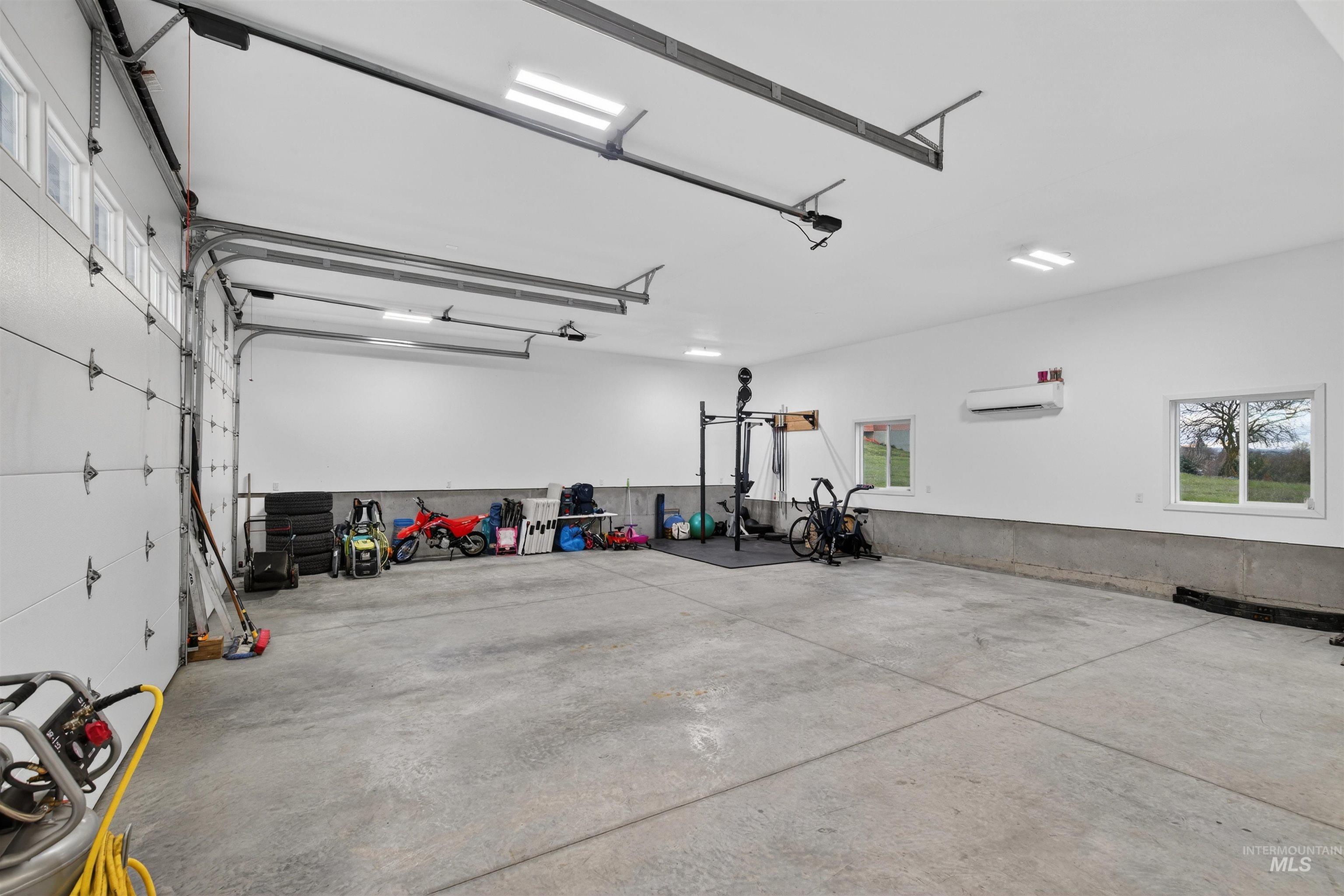 1836 Broadview Drive, Lewiston, Idaho 83501, 3 Bedrooms, 2 Bathrooms, Residential For Sale, Price $589,900, 98976971