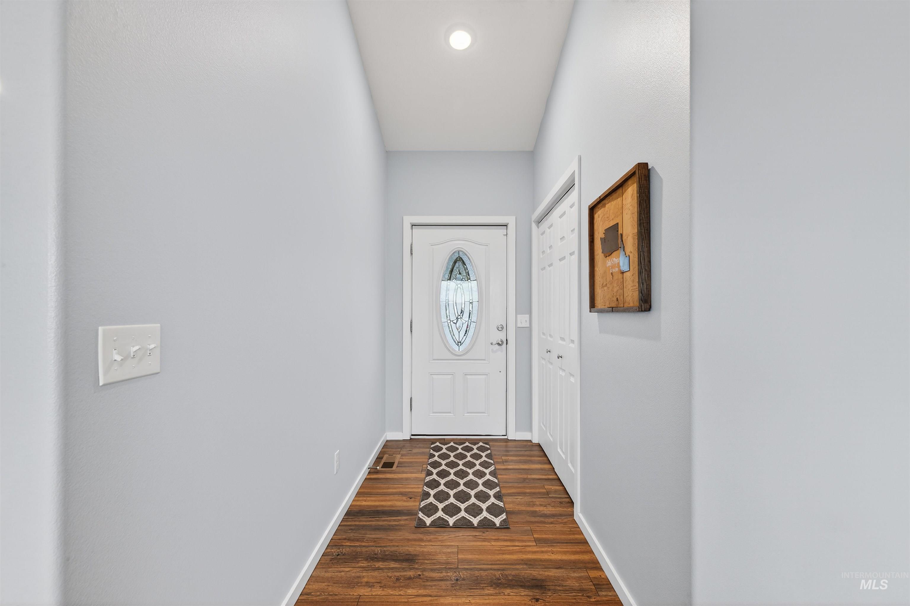 1836 Broadview Drive, Lewiston, Idaho 83501, 3 Bedrooms, 2 Bathrooms, Residential For Sale, Price $589,900, 98976971