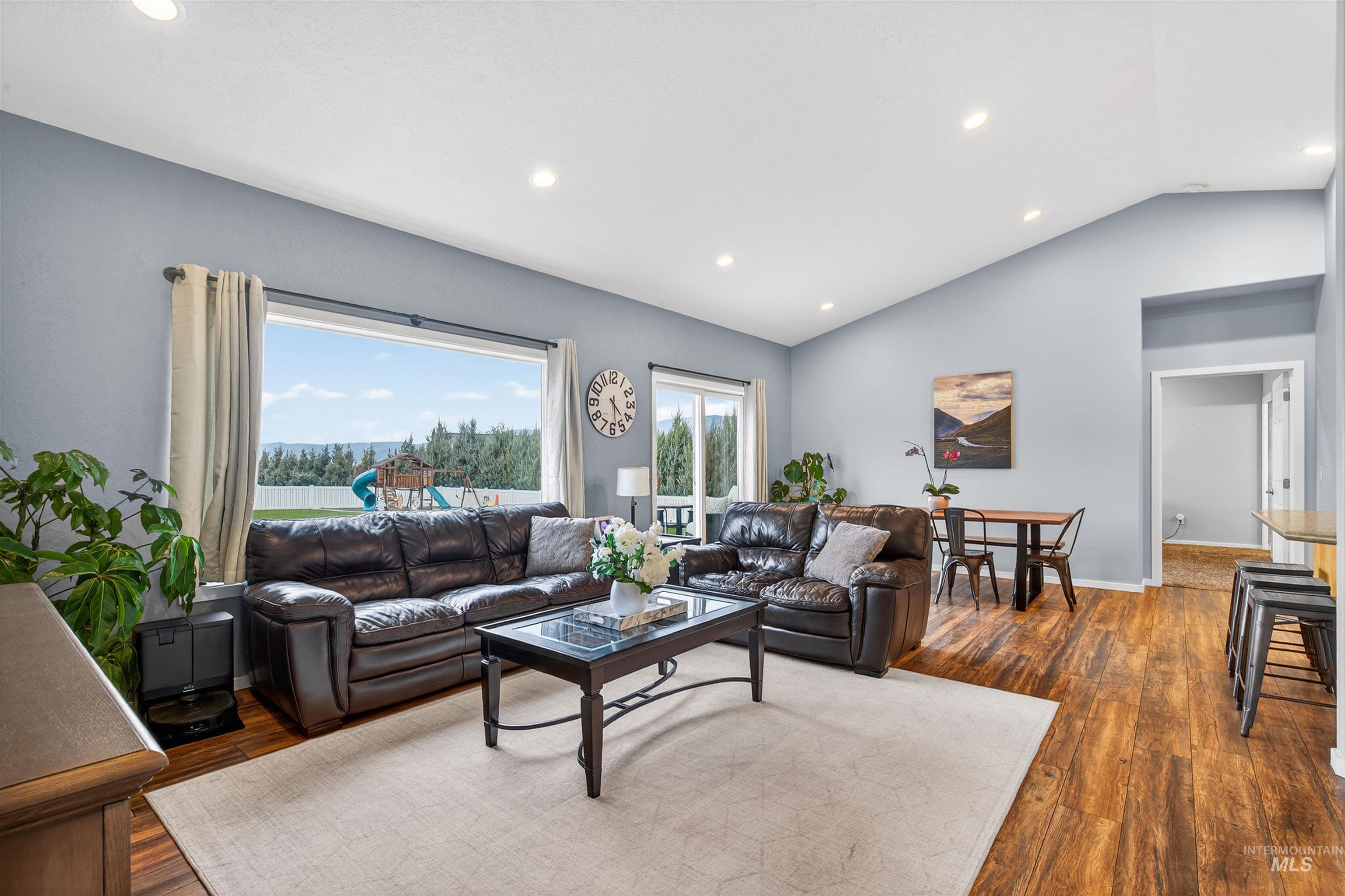 1836 Broadview Drive, Lewiston, Idaho 83501, 3 Bedrooms, 2 Bathrooms, Residential For Sale, Price $589,900, 98976971