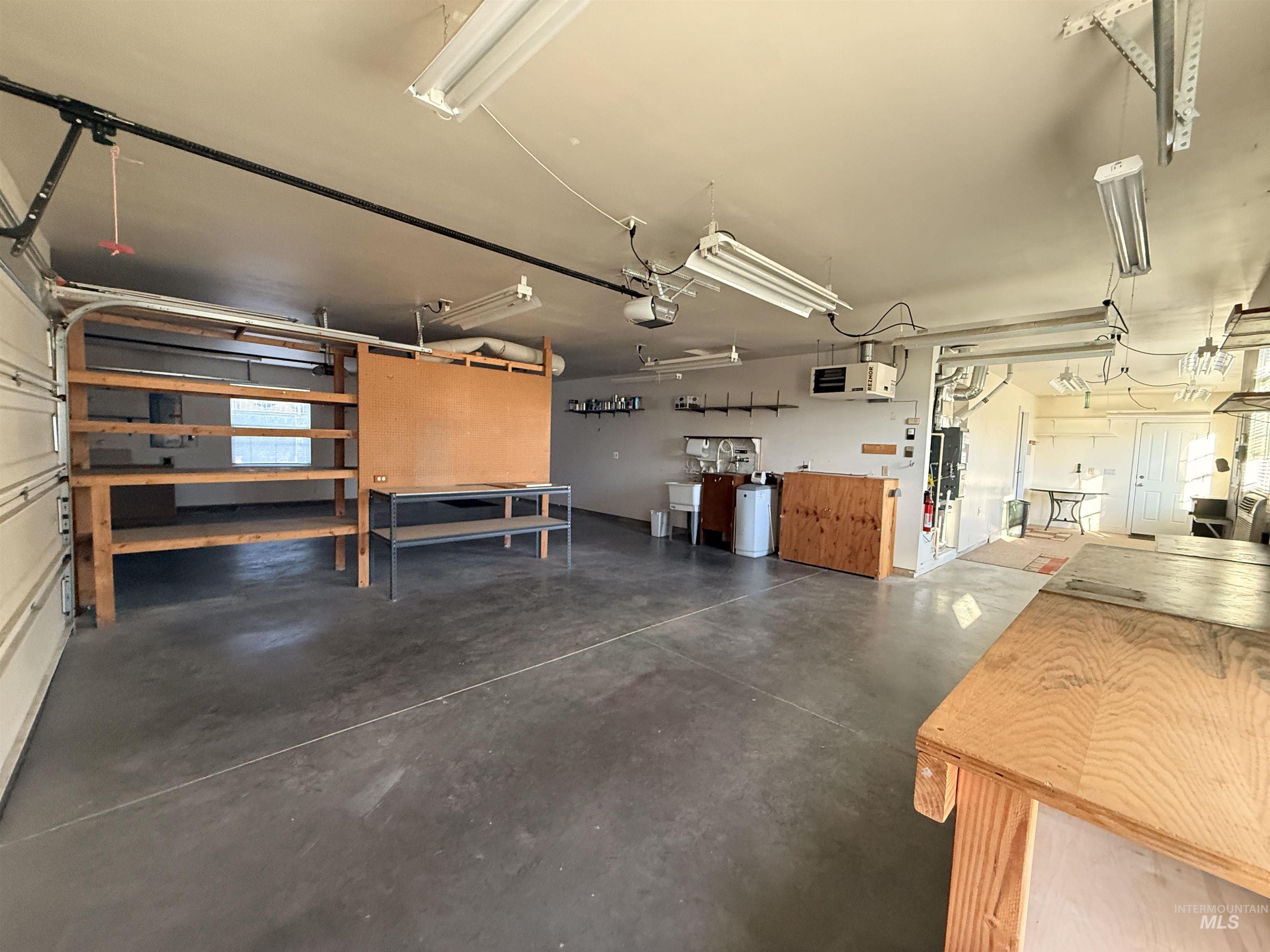 11816 W Rockhamton, Boise, Idaho 83709, 3 Bedrooms, 2 Bathrooms, Residential For Sale, Price $499,900, 98976972