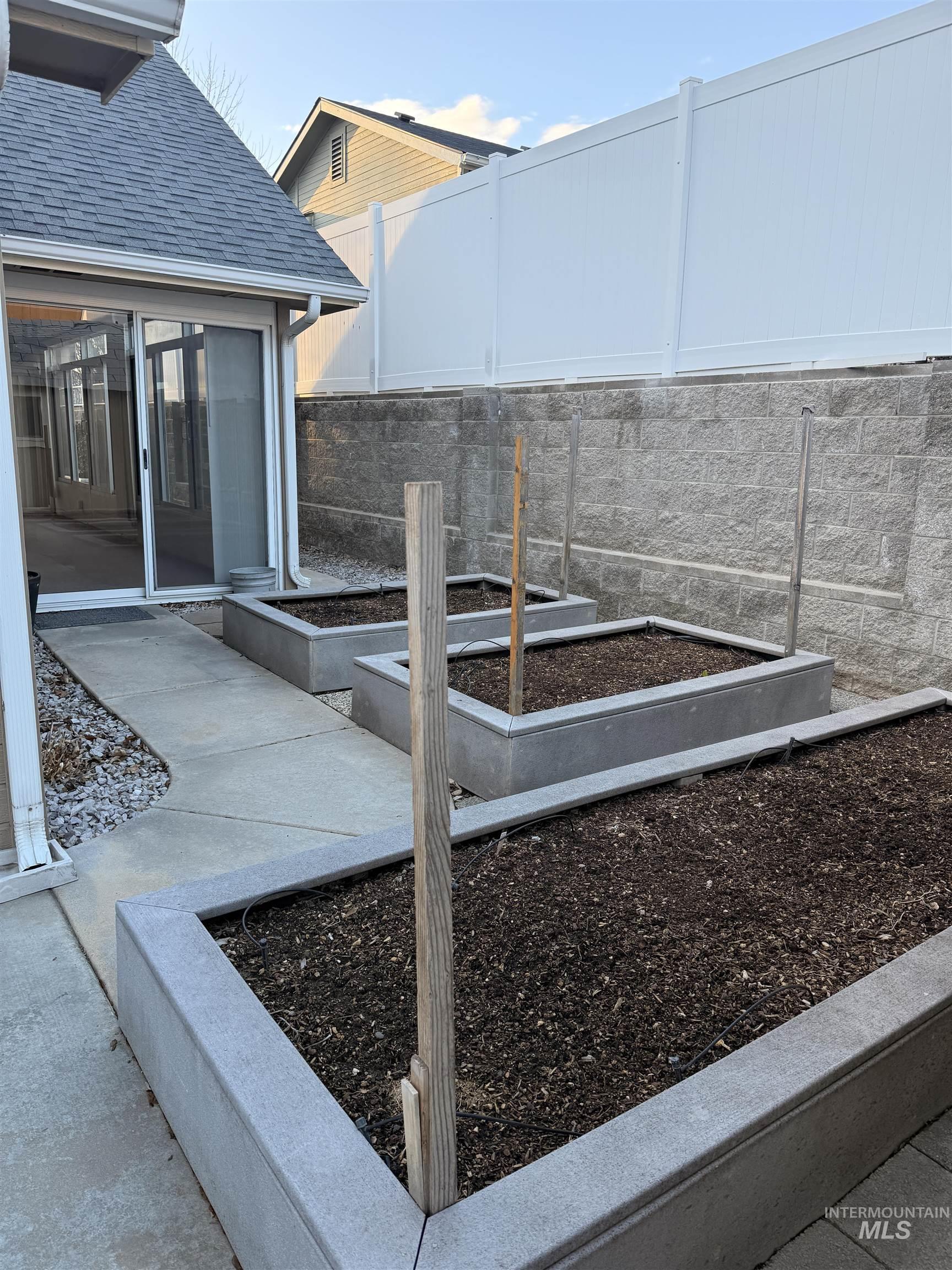 11816 W Rockhamton, Boise, Idaho 83709, 3 Bedrooms, 2 Bathrooms, Residential For Sale, Price $499,900, 98976972