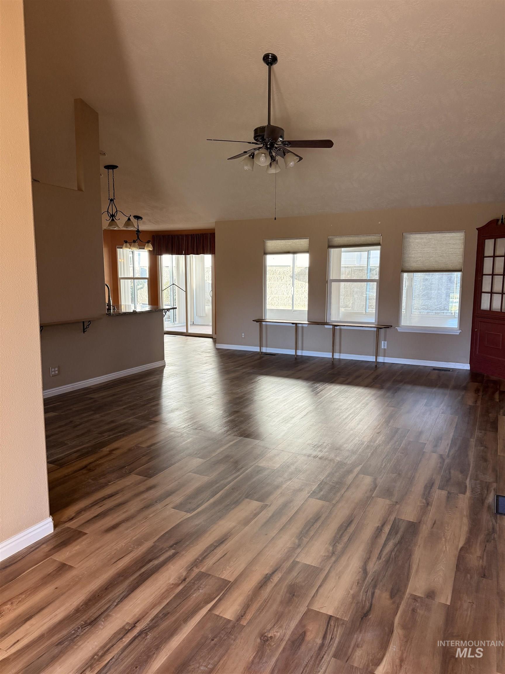 11816 W Rockhamton, Boise, Idaho 83709, 3 Bedrooms, 2 Bathrooms, Residential For Sale, Price $499,900, 98976972