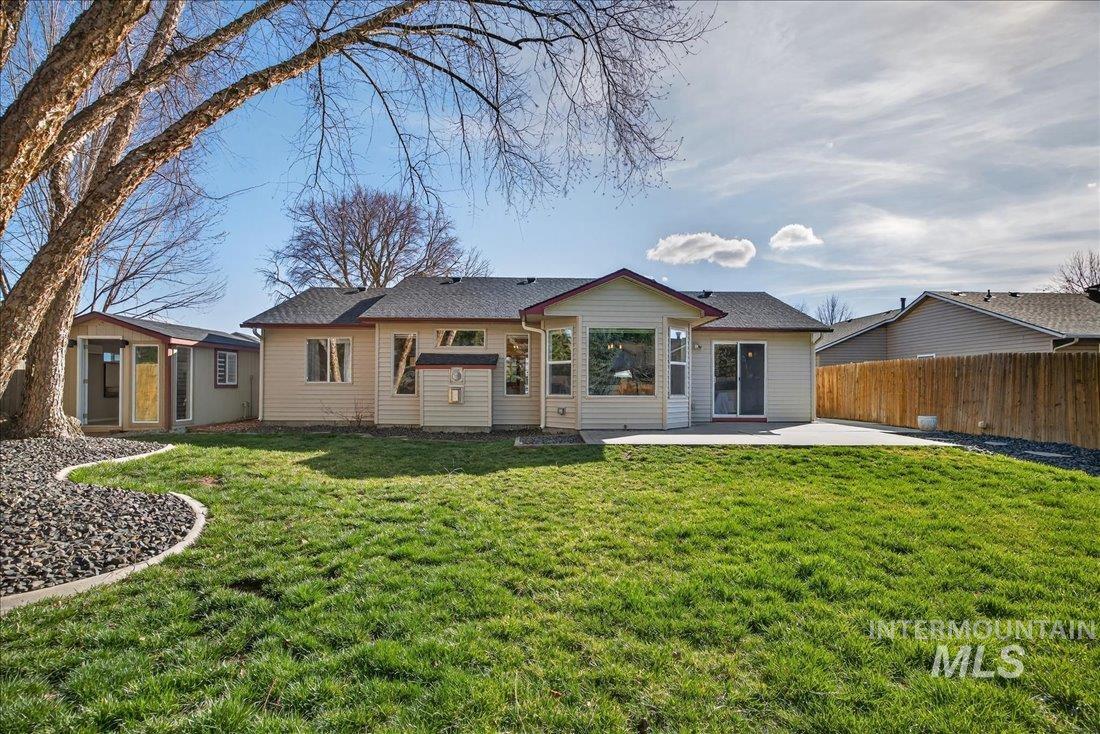 964 E Cembra St, Eagle, Idaho 83616, 3 Bedrooms, 2 Bathrooms, Residential For Sale, Price $545,000,MLS 98976973