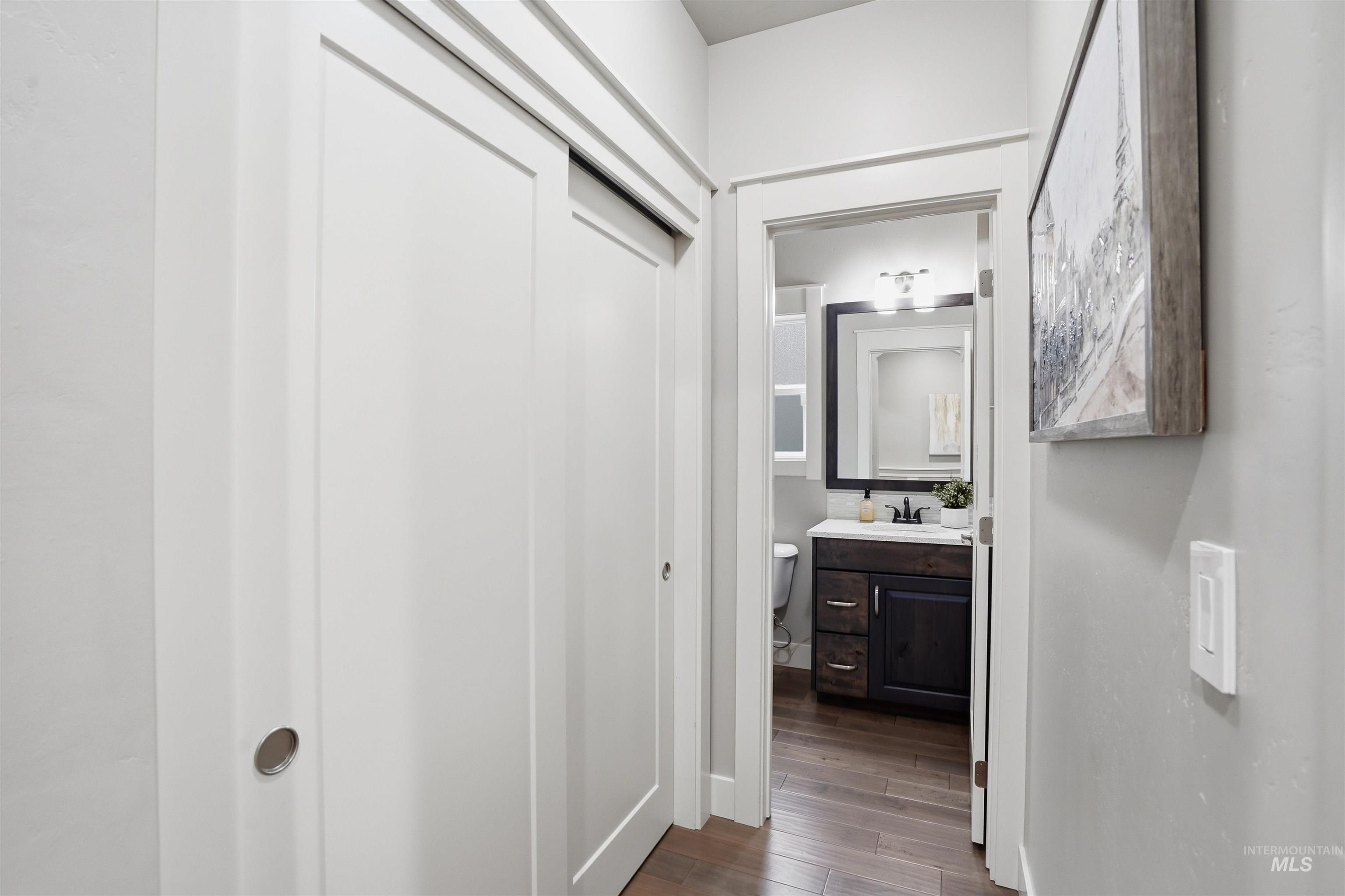 5322 S Palatino Ave, Meridian, Idaho 83642, 5 Bedrooms, 3.5 Bathrooms, Residential For Sale, Price $795,000, 98976975