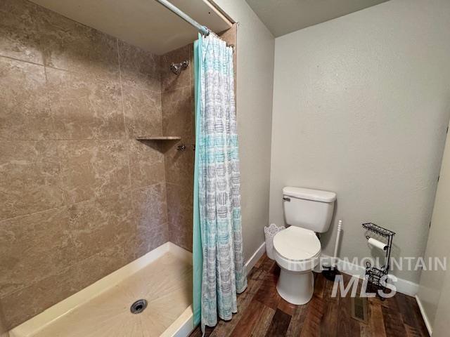 7680 Sweet Ola hwy, Sweet, Idaho 83670, 2 Bedrooms, 2 Bathrooms, Residential For Sale, Price $189,000, 98976977