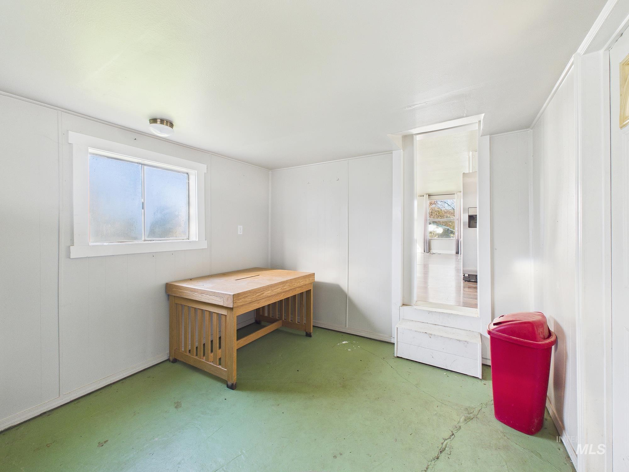 7680 Sweet Ola hwy, Sweet, Idaho 83670, 2 Bedrooms, 2 Bathrooms, Residential For Sale, Price $189,000,MLS 98976977