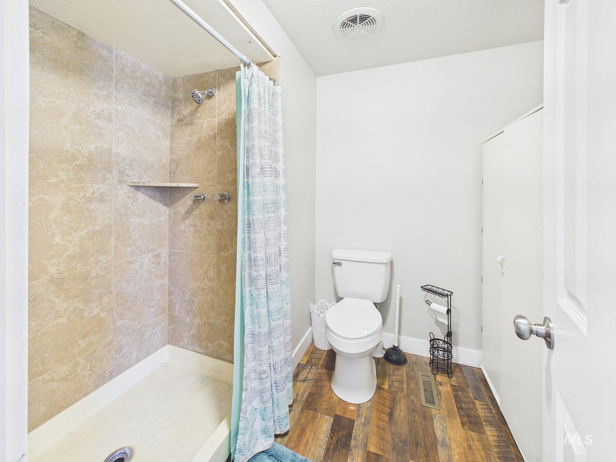 7680 Sweet Ola hwy, Sweet, Idaho 83670, 2 Bedrooms, 2 Bathrooms, Residential For Sale, Price $189,000,MLS 98976977