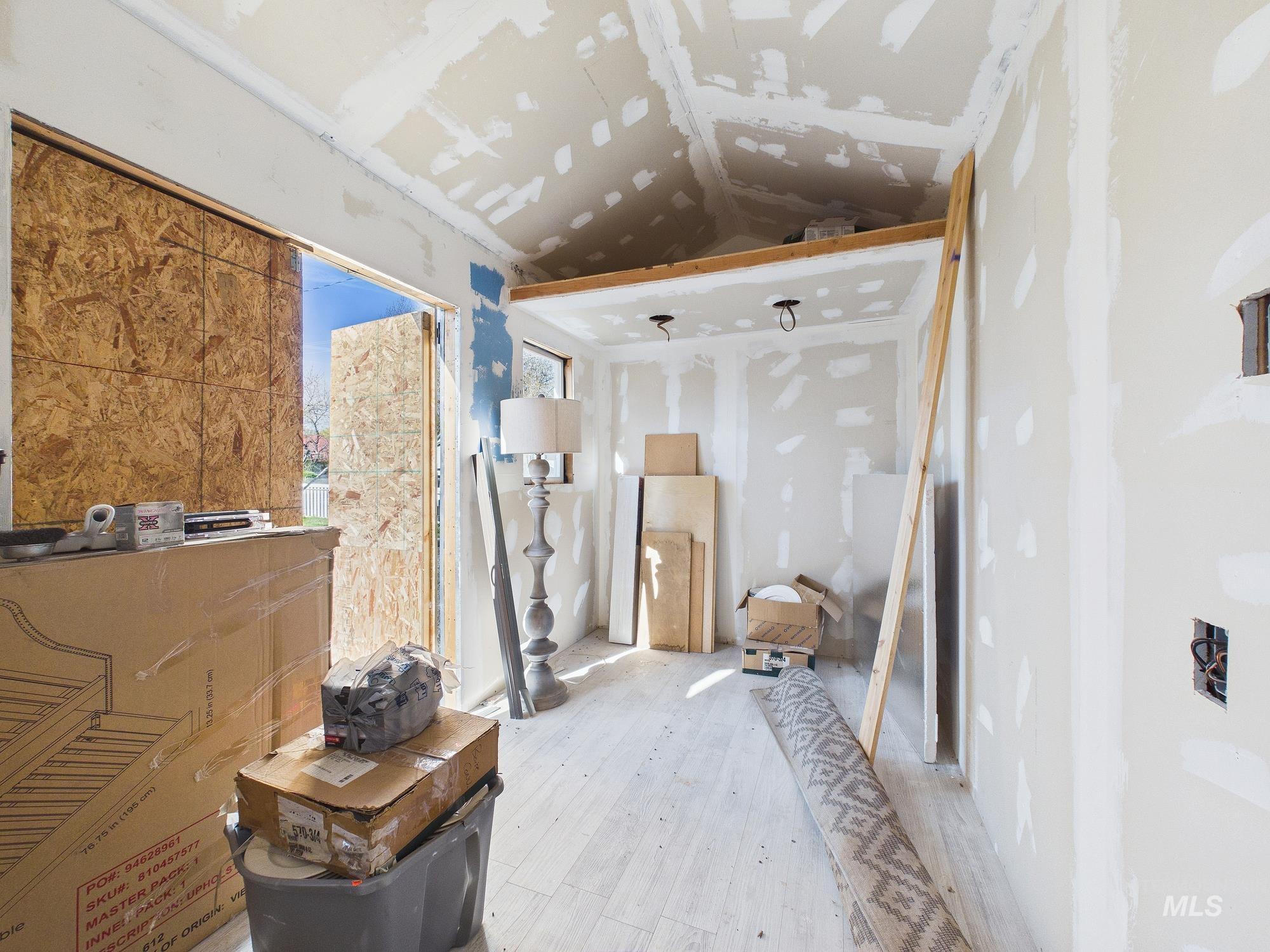 7680 Sweet Ola hwy, Sweet, Idaho 83670, 2 Bedrooms, 2 Bathrooms, Residential For Sale, Price $189,000,MLS 98976977