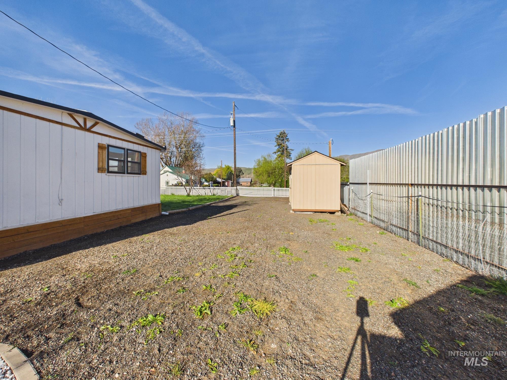 7680 Sweet Ola hwy, Sweet, Idaho 83670, 2 Bedrooms, 2 Bathrooms, Residential For Sale, Price $189,000,MLS 98976977