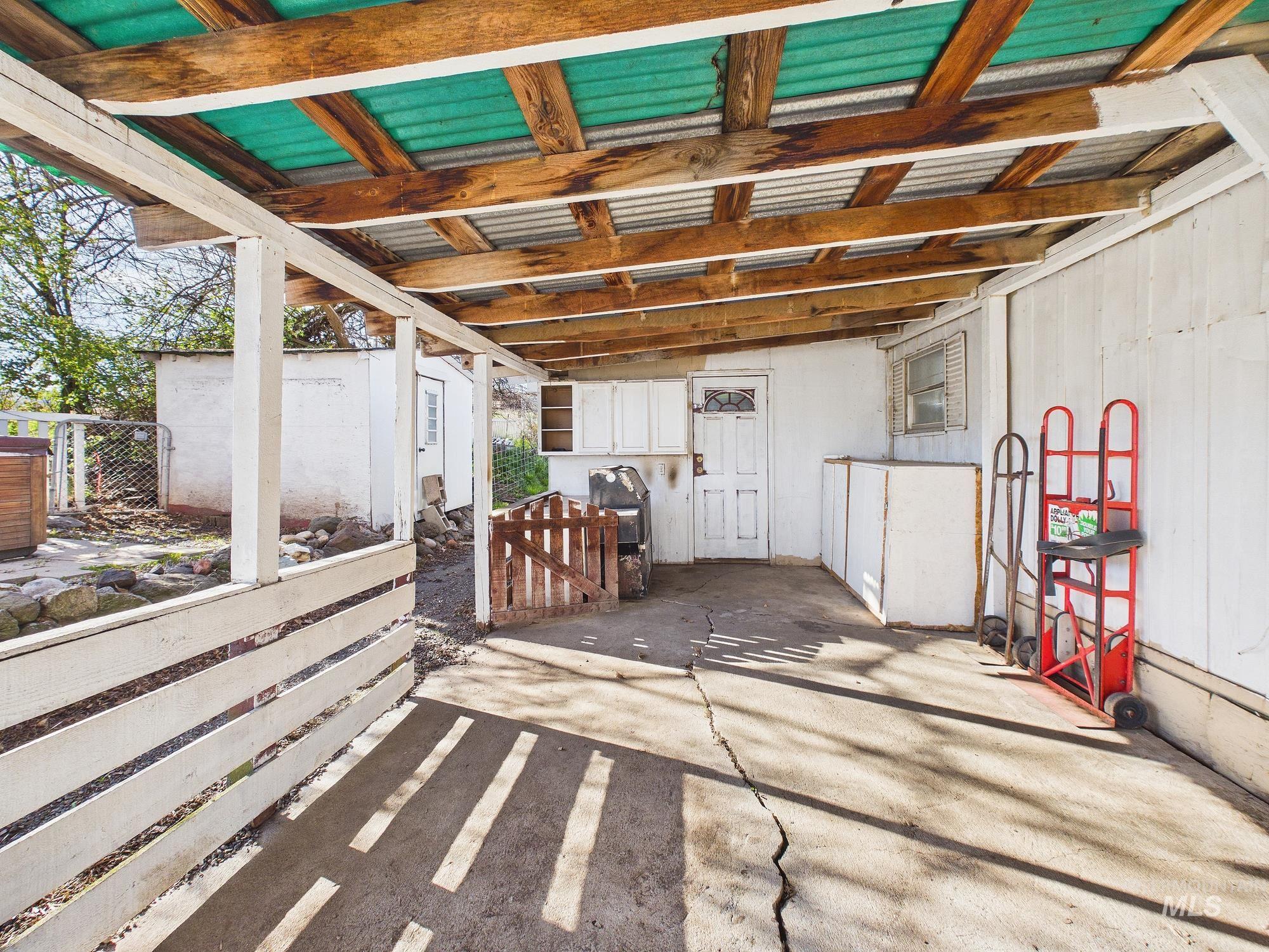 7680 Sweet Ola hwy, Sweet, Idaho 83670, 2 Bedrooms, 2 Bathrooms, Residential For Sale, Price $189,000,MLS 98976977