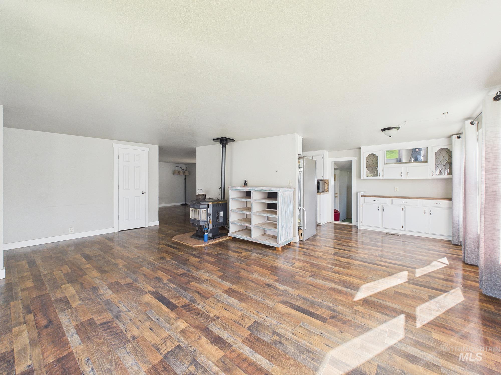 7680 Sweet Ola hwy, Sweet, Idaho 83670, 2 Bedrooms, 2 Bathrooms, Residential For Sale, Price $189,000,MLS 98976977