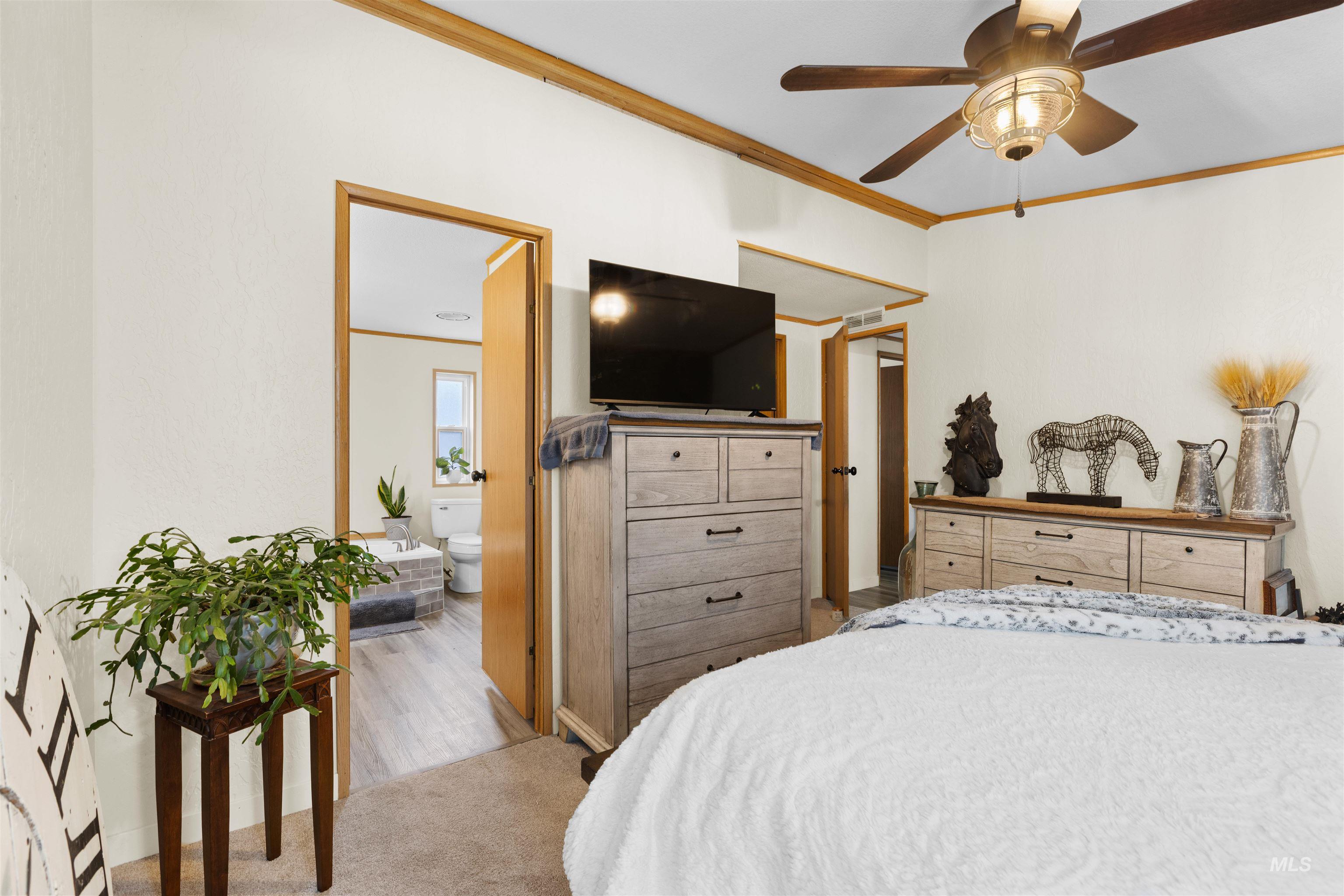 8181 N Andy Ln, Boise, Idaho 83714, 2 Bedrooms, 2 Bathrooms, Residential For Sale, Price $179,900, 98976979