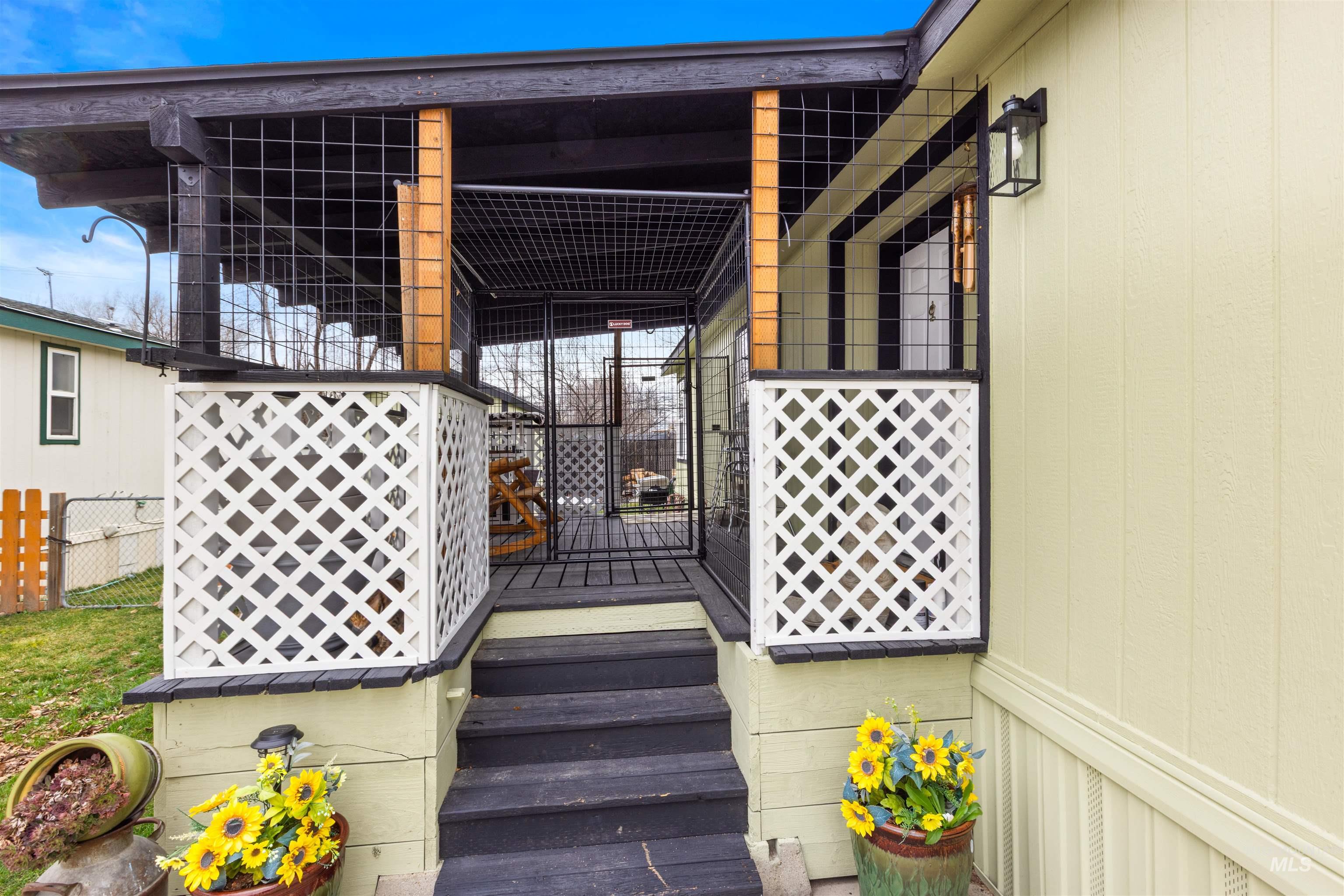 8181 N Andy Ln, Boise, Idaho 83714, 2 Bedrooms, 2 Bathrooms, Residential For Sale, Price $179,900, 98976979