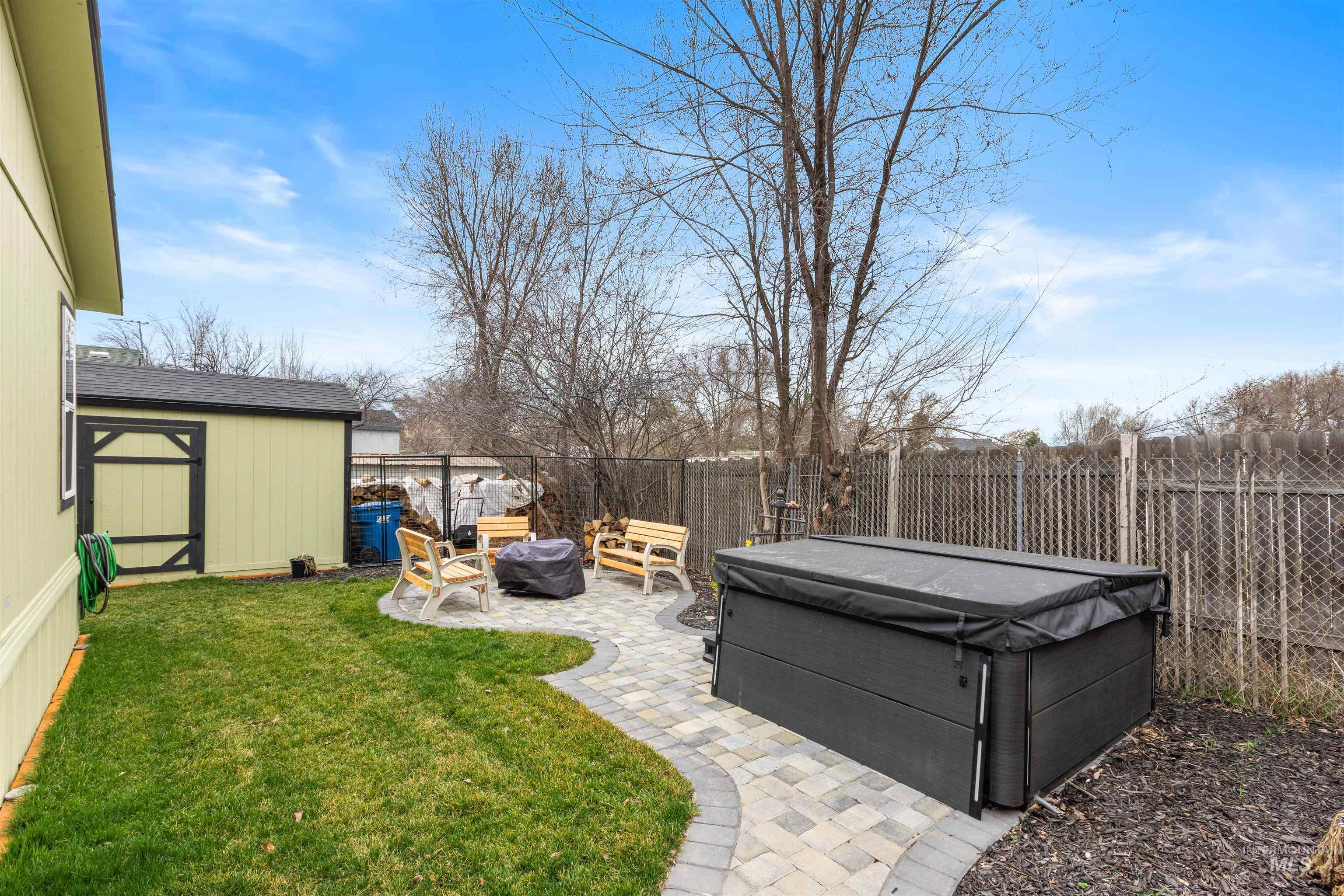 8181 N Andy Ln, Boise, Idaho 83714, 2 Bedrooms, 2 Bathrooms, Residential For Sale, Price $179,900, 98976979